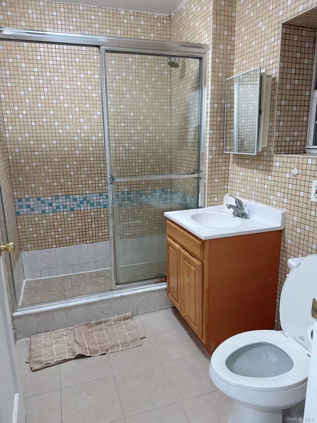 #7 photo, 43-18 Robinson Street, Flushing , NY 11355