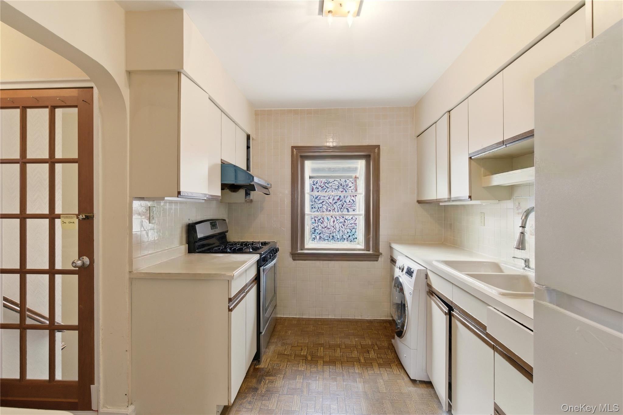 #19 photo, 56-20 217th Street, Bayside , NY 11364