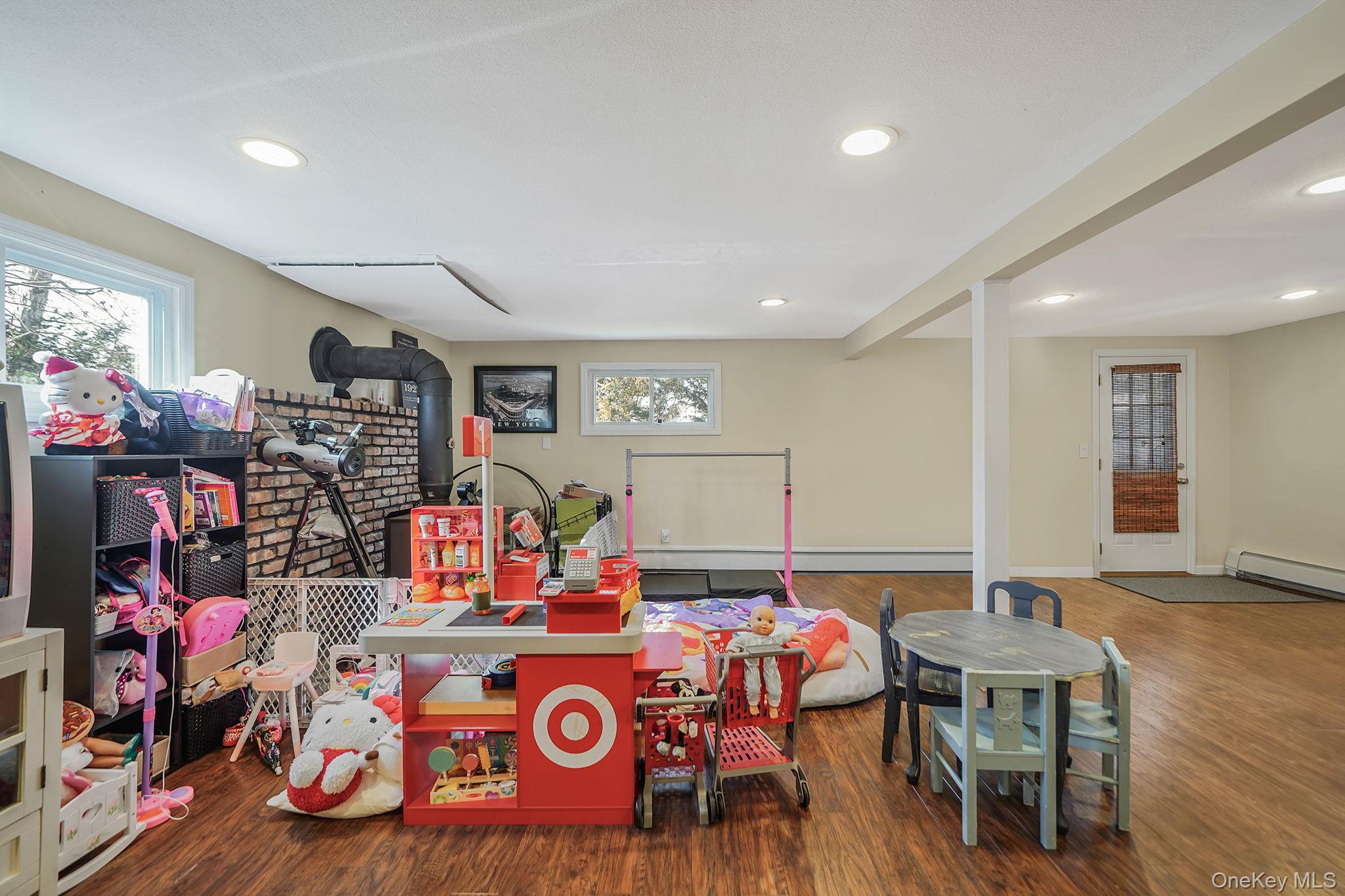 #18 photo, 47 2nd Street, Ronkonkoma , NY 11779