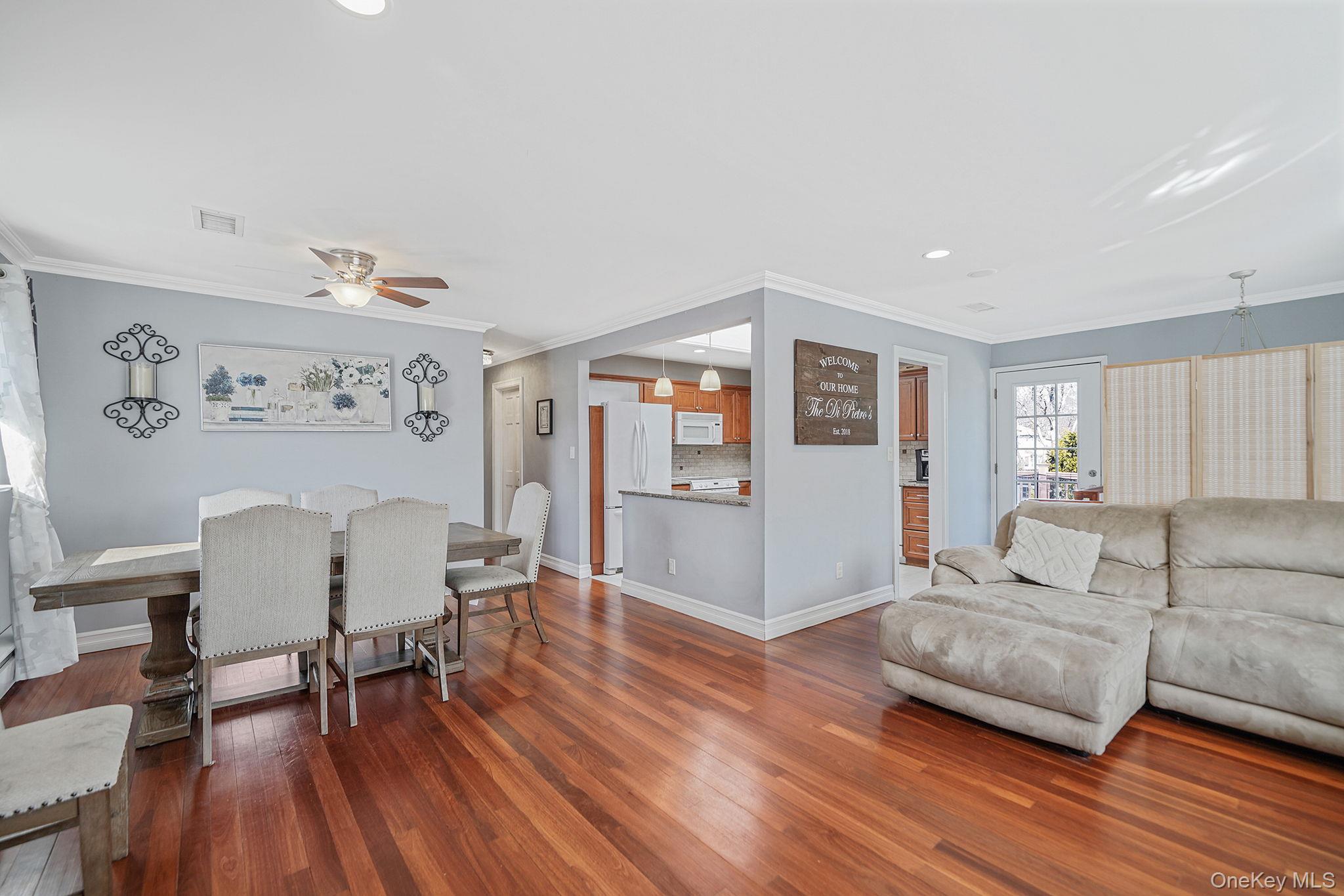 #4 photo, 47 2nd Street, Ronkonkoma , NY 11779