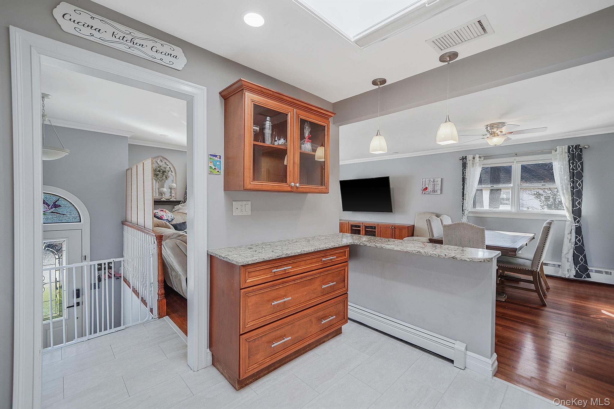 #6 photo, 47 2nd Street, Ronkonkoma , NY 11779