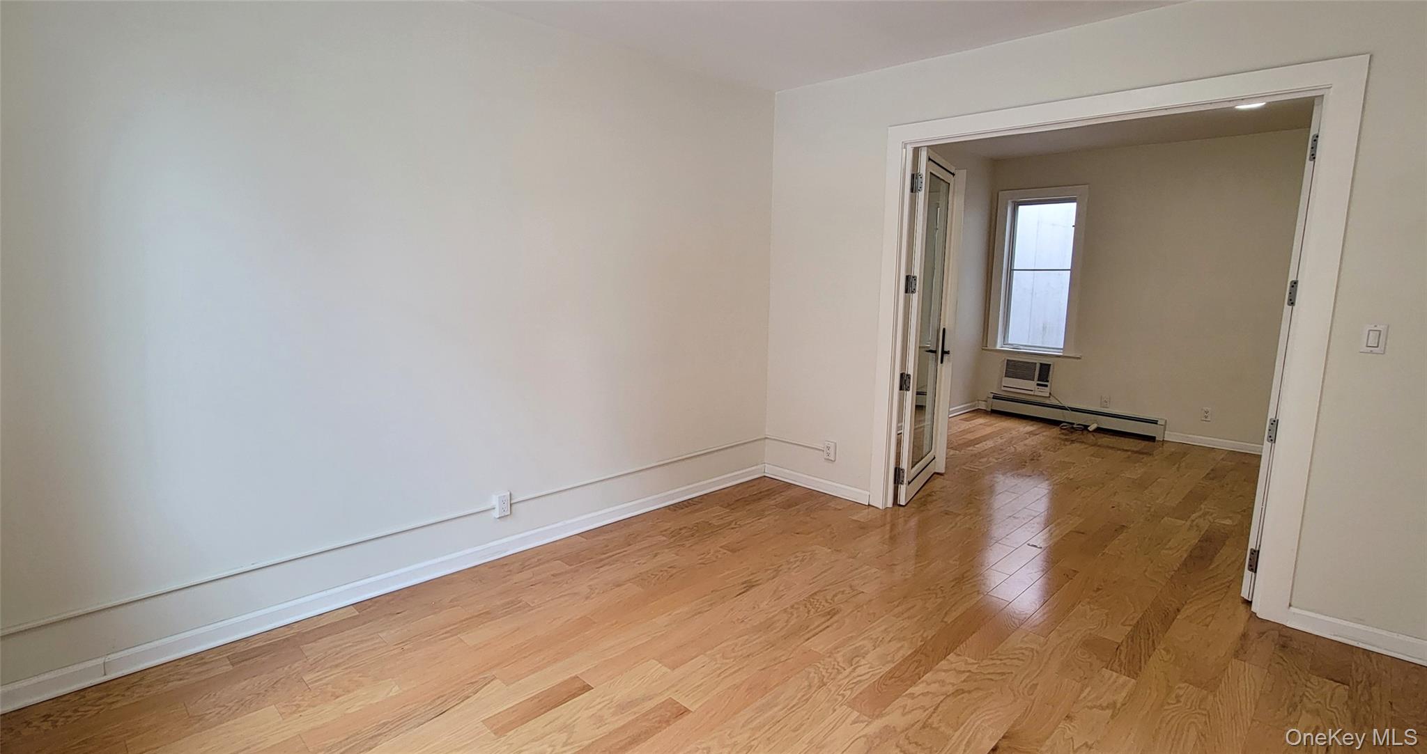 #14 photo, 4829 40th Street, Sunnyside , NY 11104