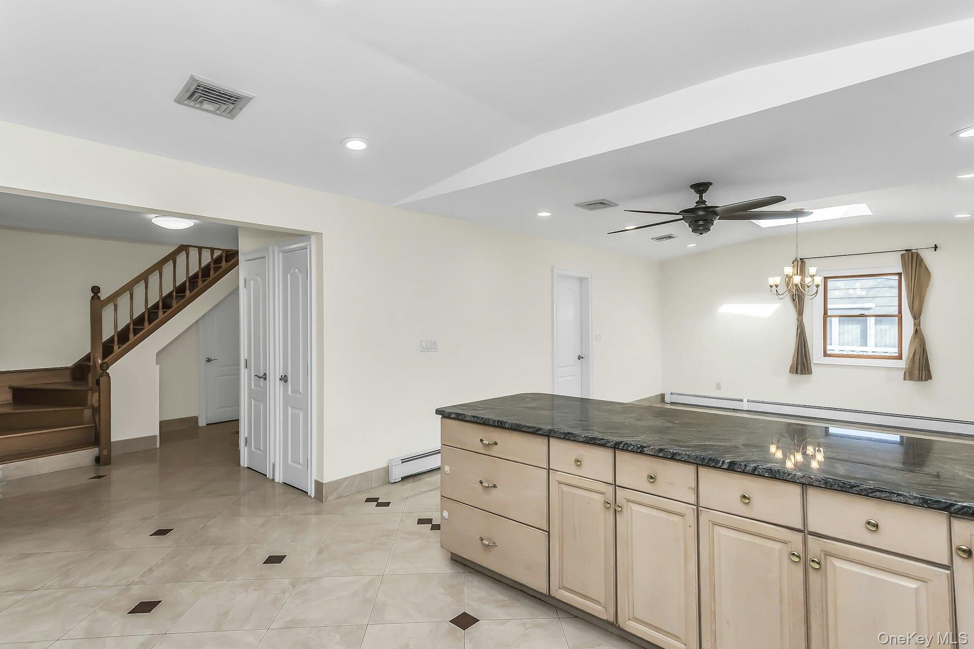 #10 photo, 81-43 262nd Street, Glen Oaks , NY 11004