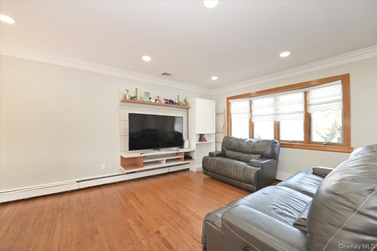 #6 photo, 332 Sea Cliff Street, 東長島 Islip Terrace , NY 11752