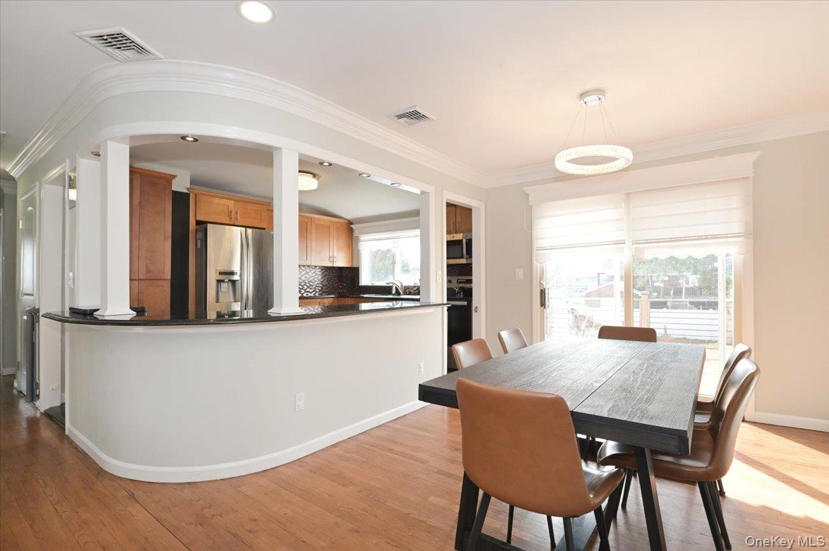 #9 photo, 332 Sea Cliff Street, 東長島 Islip Terrace , NY 11752