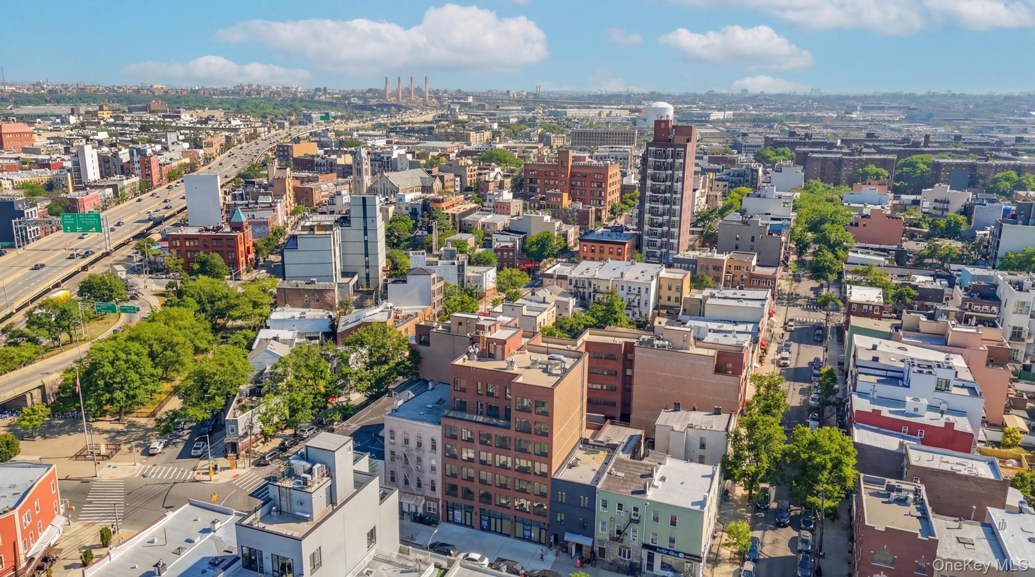 #7 photo, 444 Graham Avenue, ब्रुकलीन Brooklyn , NY 11211