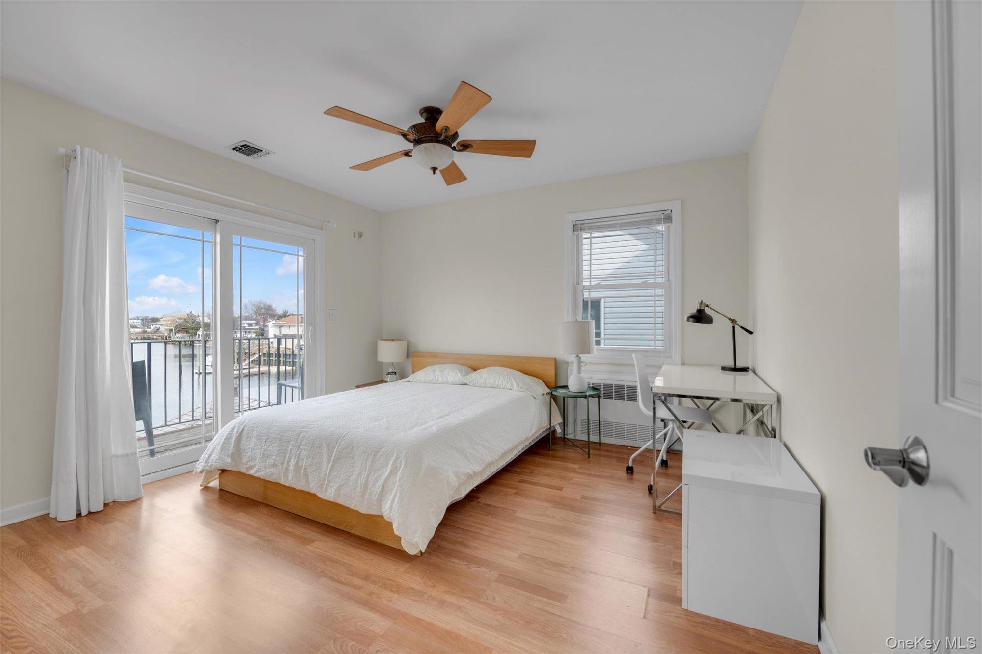 #19 photo, 268 Gordon Place, Freeport , NY 11520