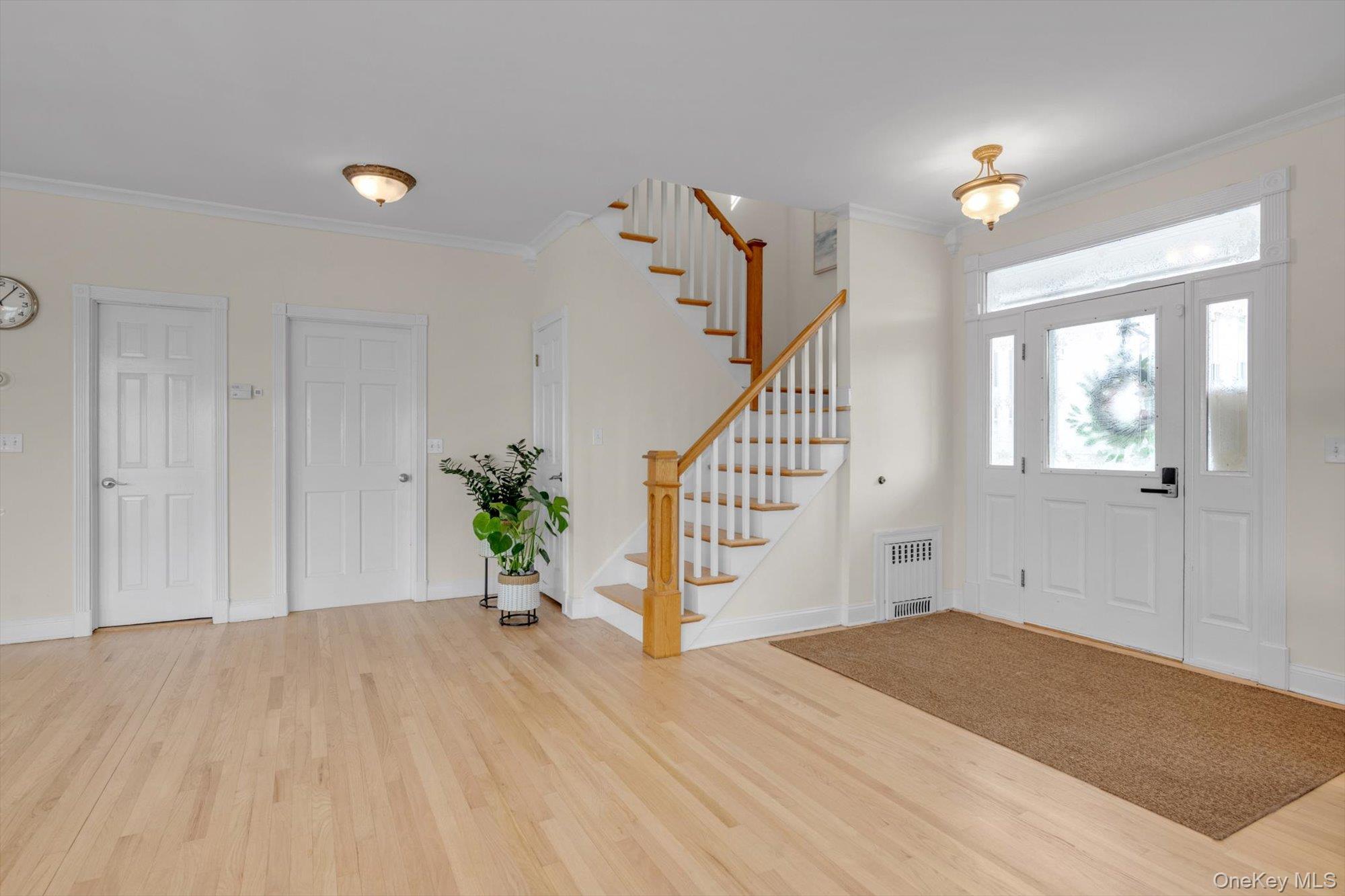 #2 photo, 268 Gordon Place, Freeport , NY 11520