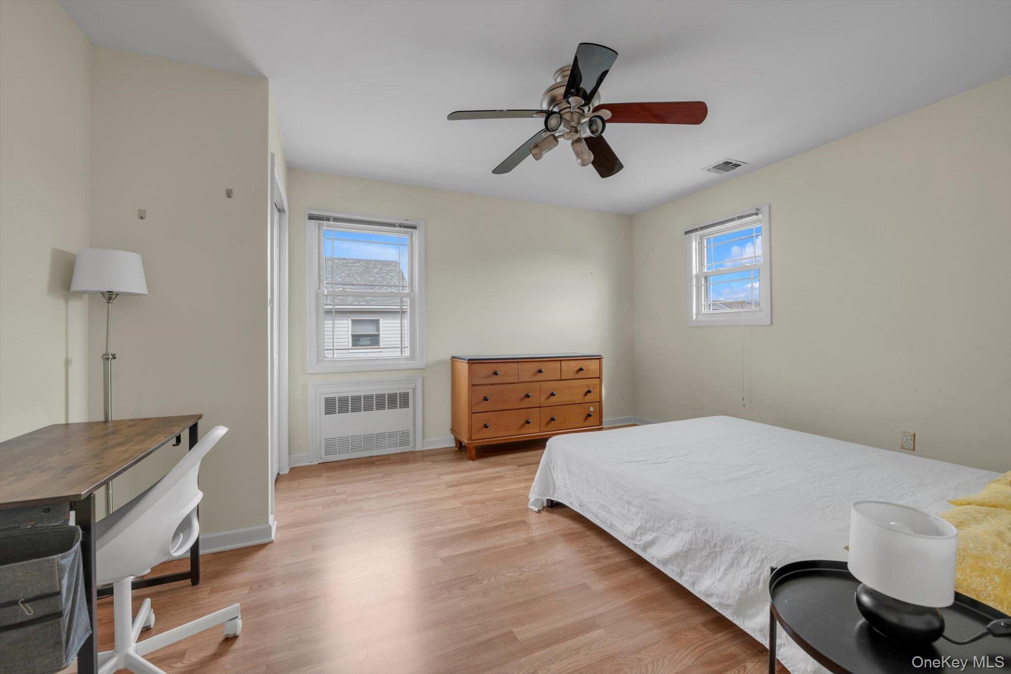 #20 photo, 268 Gordon Place, Freeport , NY 11520