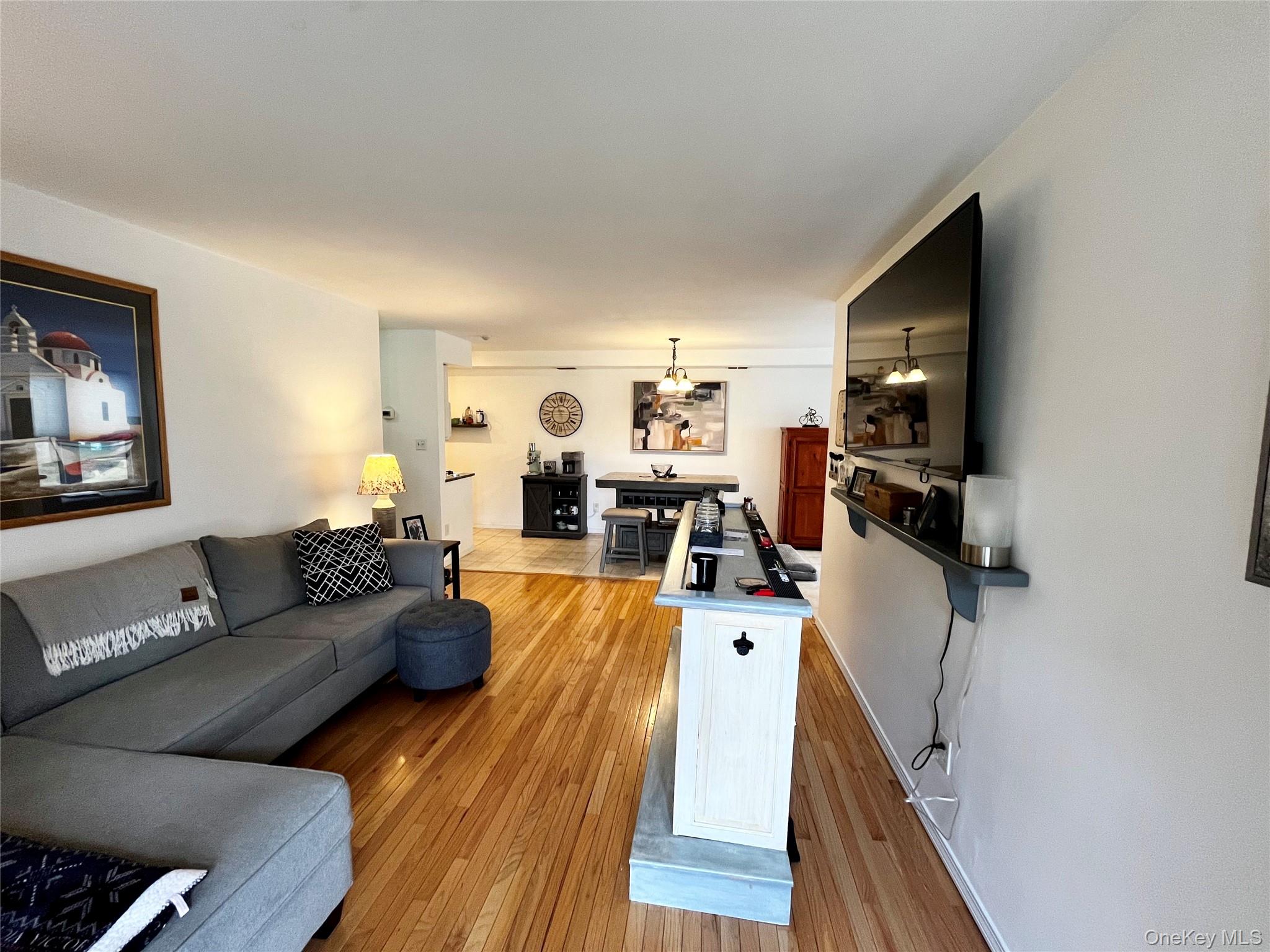 #4 photo, 1 Pine Court, Selden , NY 11784