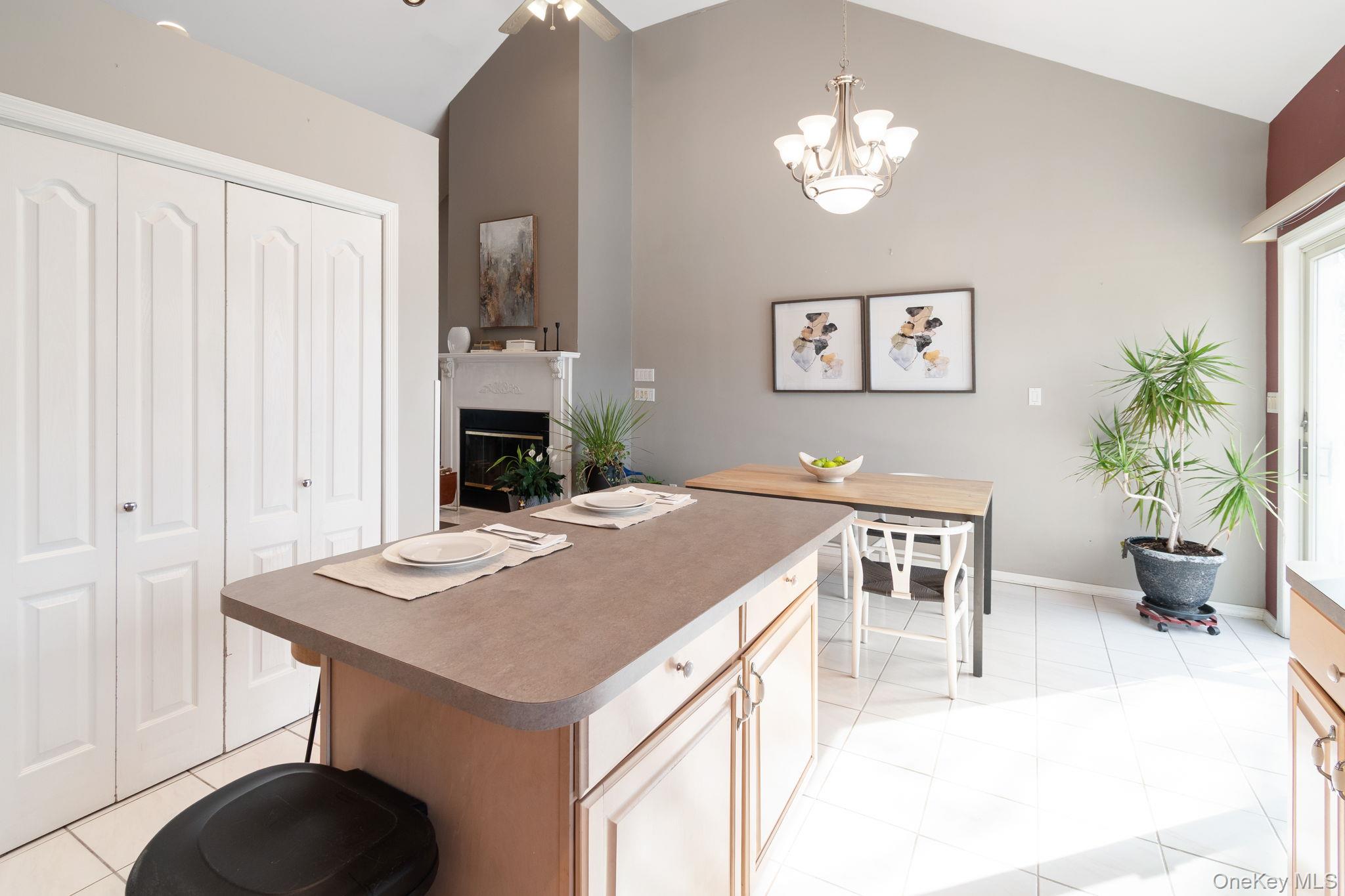 #6 photo, 142 Gerard Road, 東長島 Yaphank , NY 11980