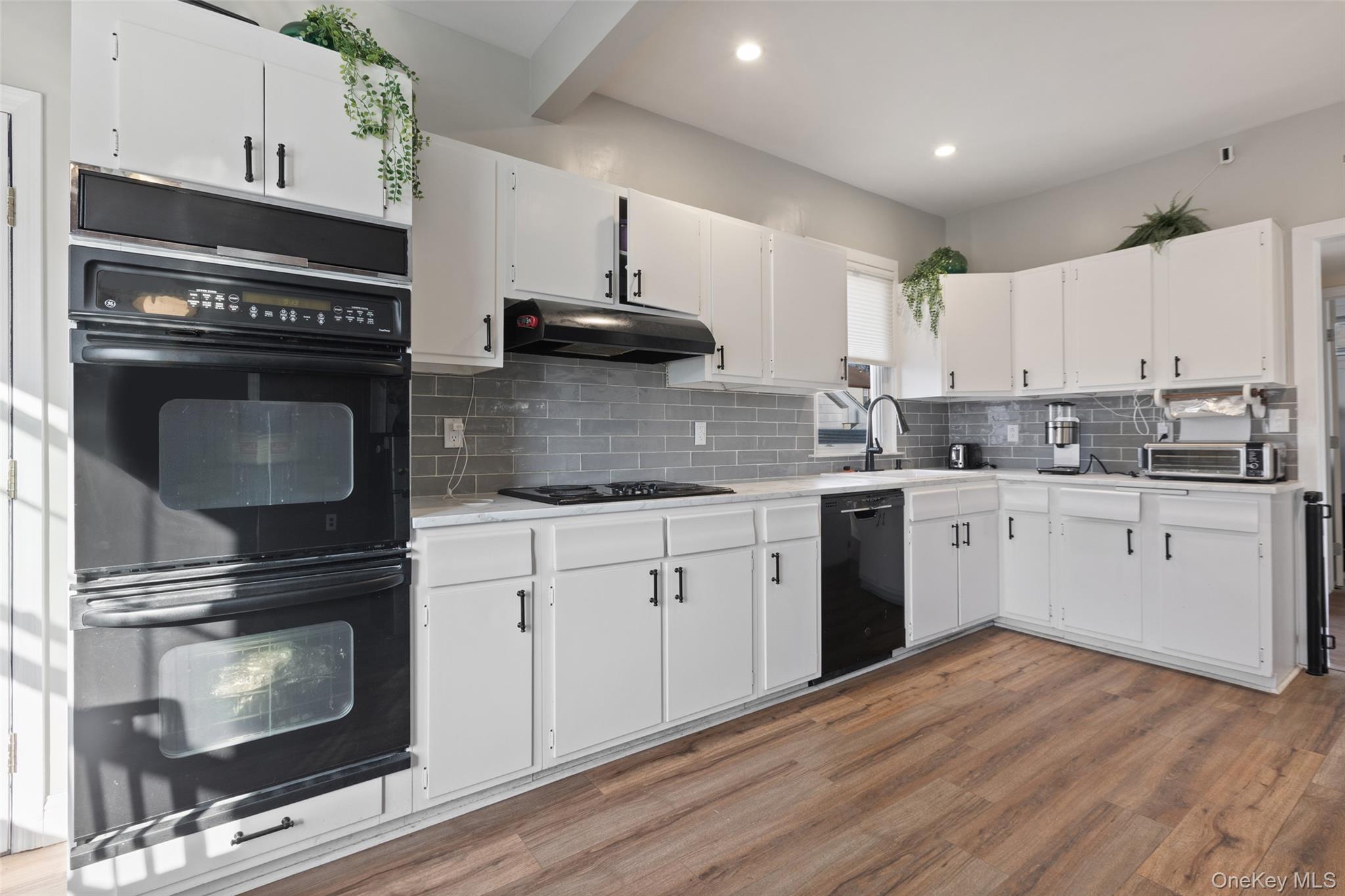 #16 photo, 406 S Lexington Avenue, White Plains , NY 10606