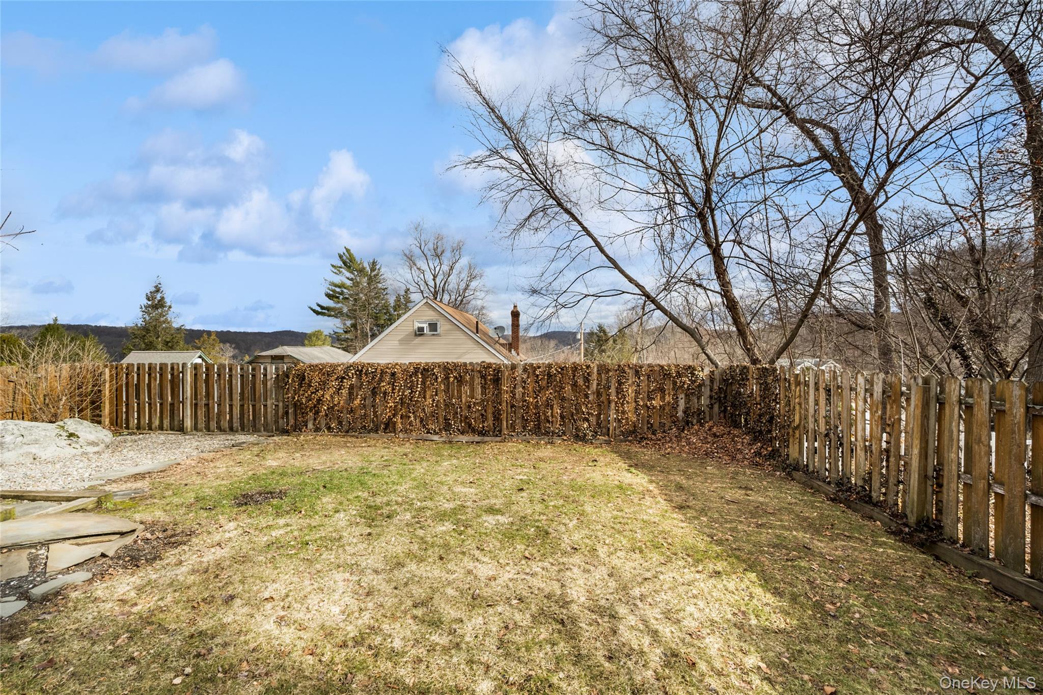 #15 photo, 32 Shawnee Road, Putnam Valley , NY 10579