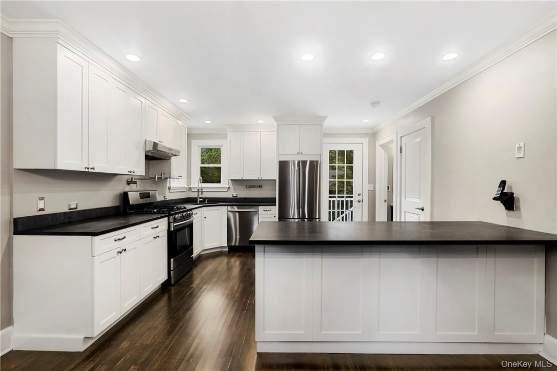 #8 photo, 48 Rossmore Avenue, Бронкс ‖ Bronxville , NY 10708