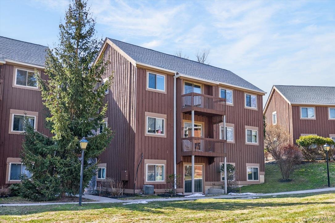 #1 photo, 135 Sterling Street, Beacon , NY 12508