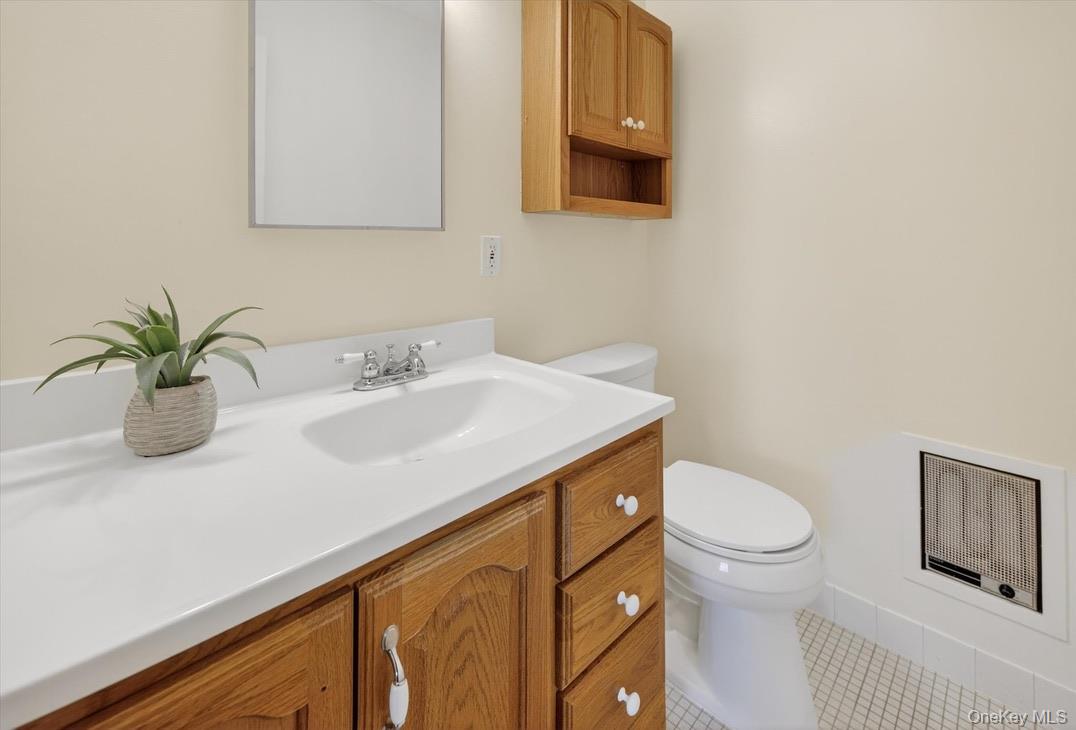 #18 photo, 135 Sterling Street, Beacon , NY 12508