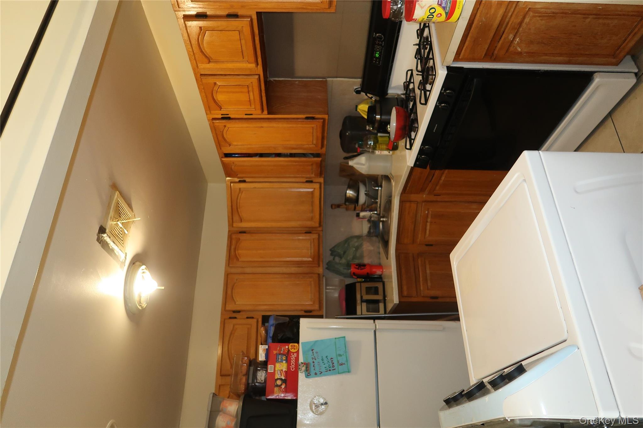 #8 photo, 992 Jennings Street, Bronx , NY 10460