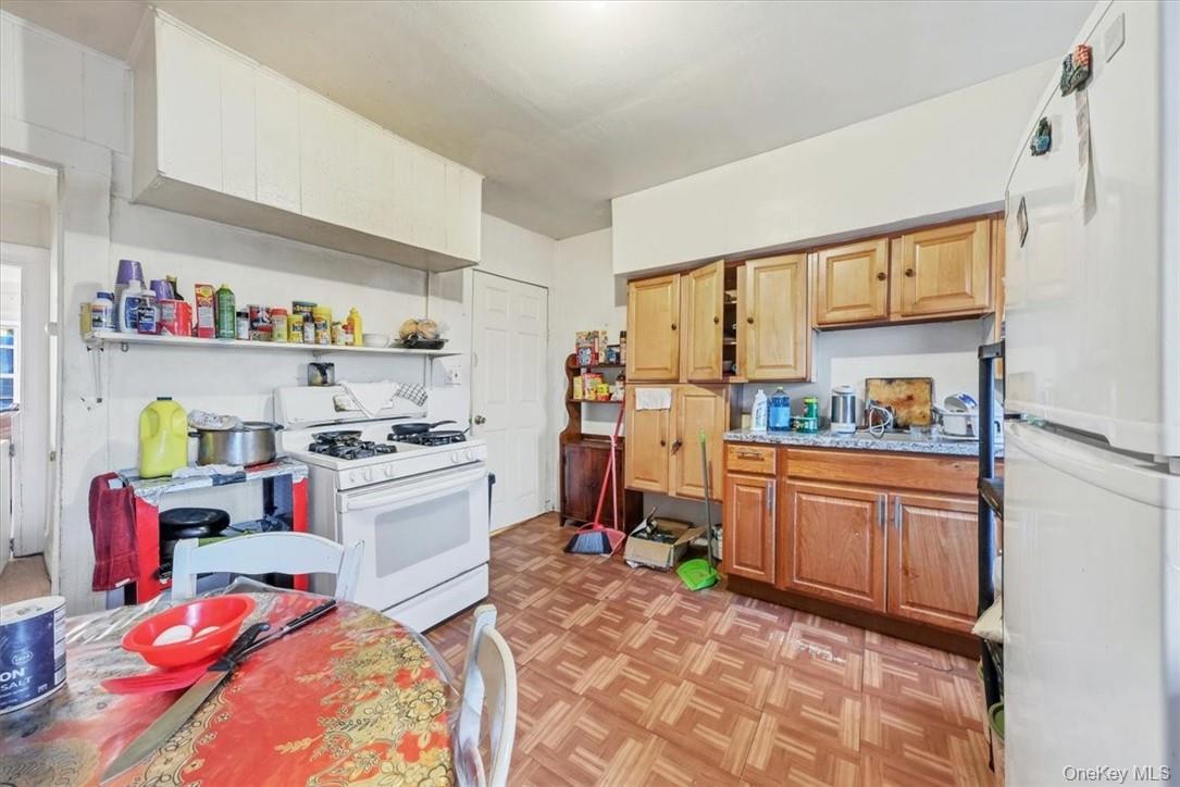 #12 photo, 100 Carson Avenue, Newburgh , NY 12550