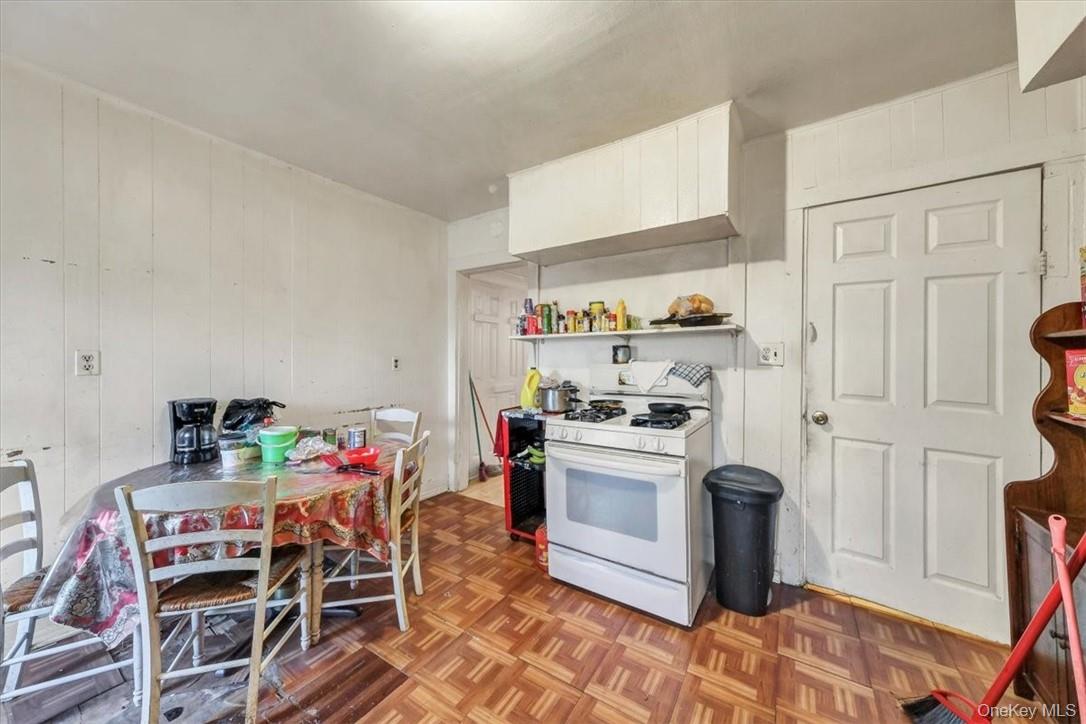 #13 photo, 100 Carson Avenue, Newburgh , NY 12550