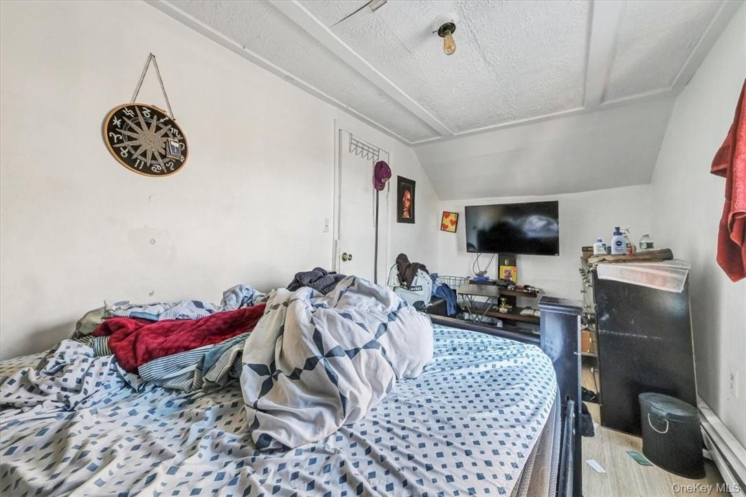 #20 photo, 100 Carson Avenue, Newburgh , NY 12550