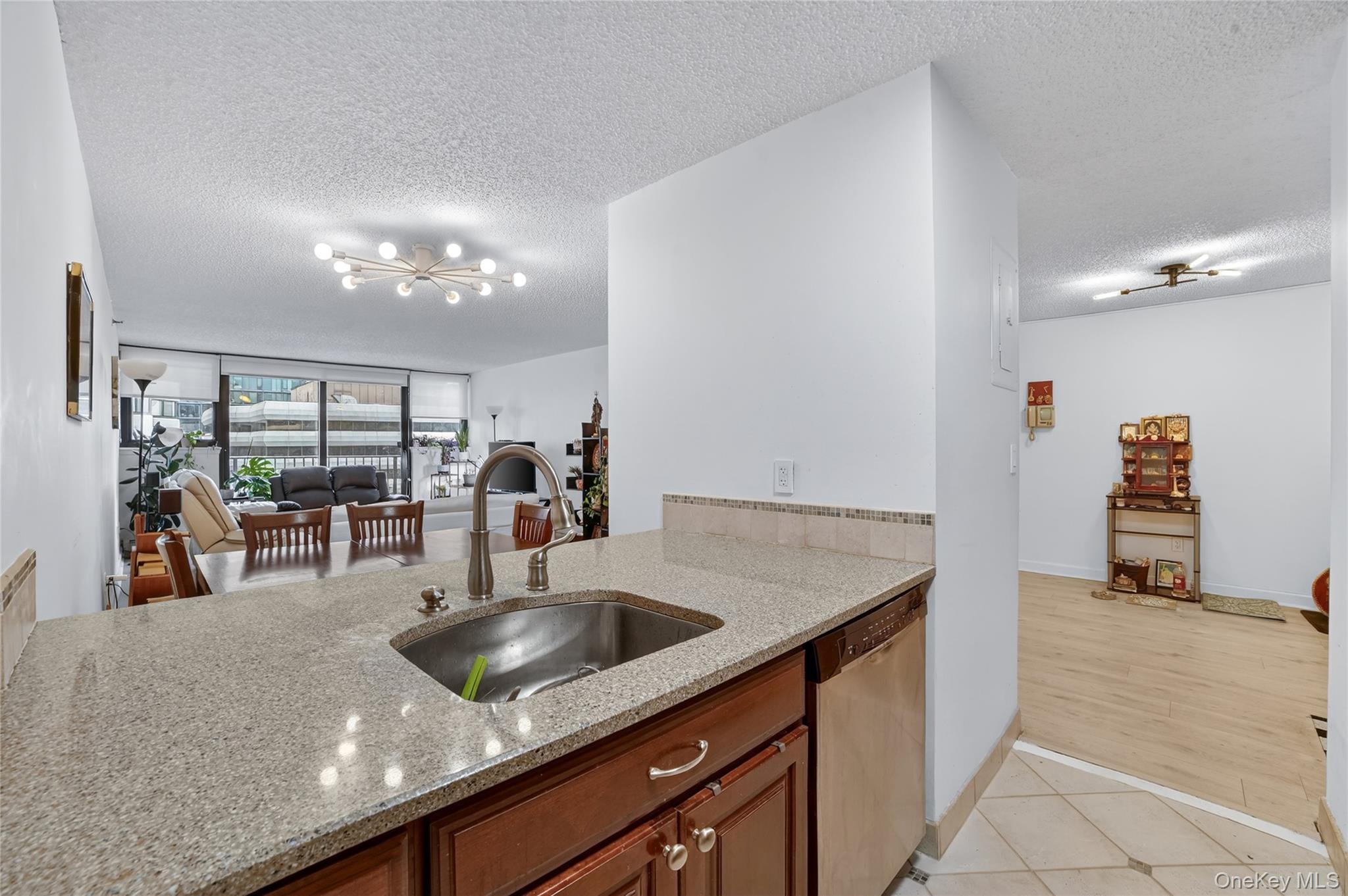 #11 photo, 25 Rockledge Avenue, White Plains , NY 10601