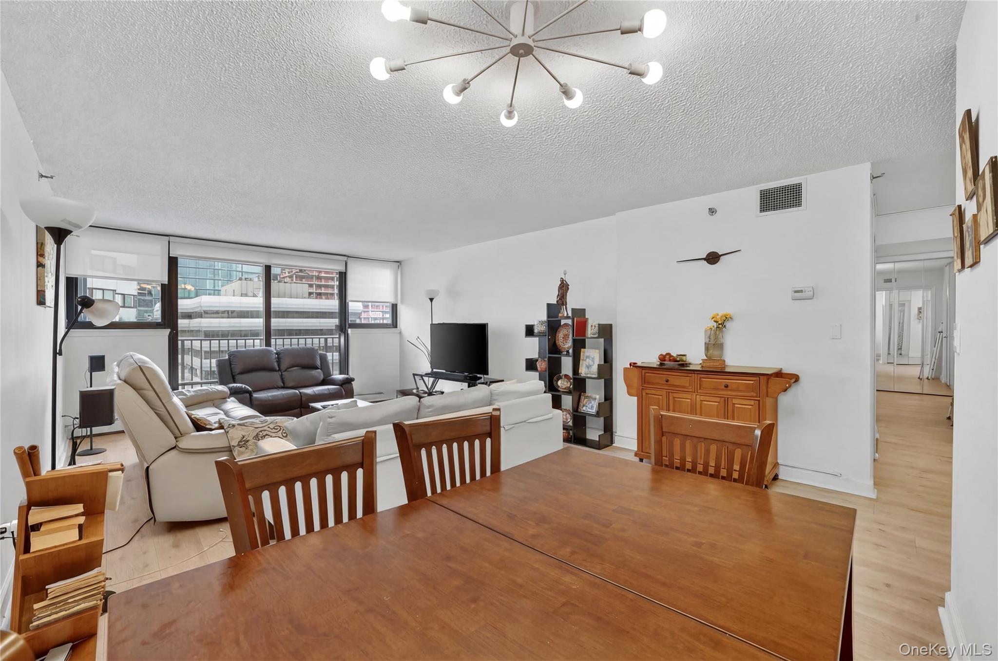 #15 photo, 25 Rockledge Avenue, White Plains , NY 10601