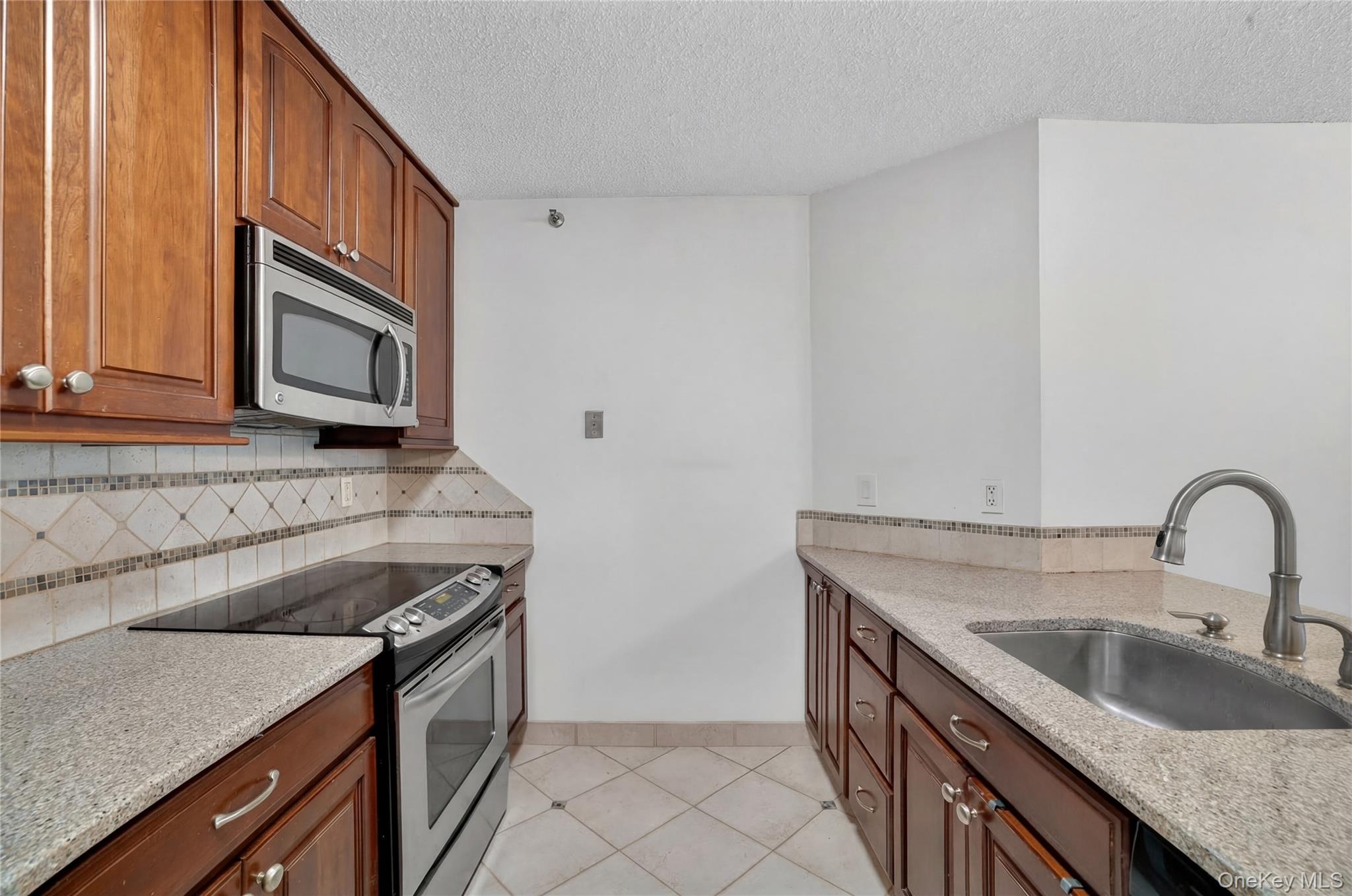 #9 photo, 25 Rockledge Avenue, White Plains , NY 10601