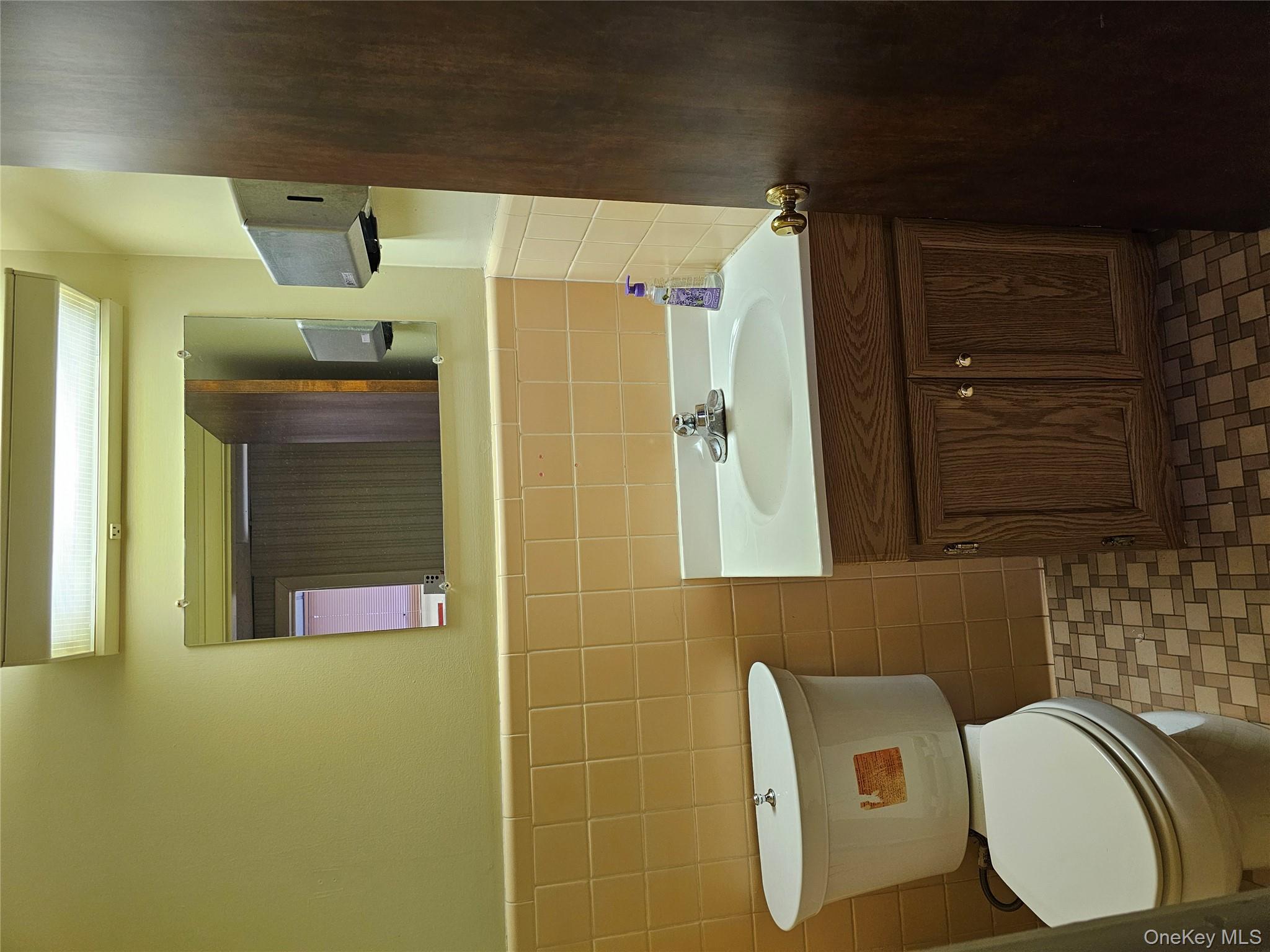 #15 photo, 97 Fulton Avenue, Poughkeepsie , NY 12603