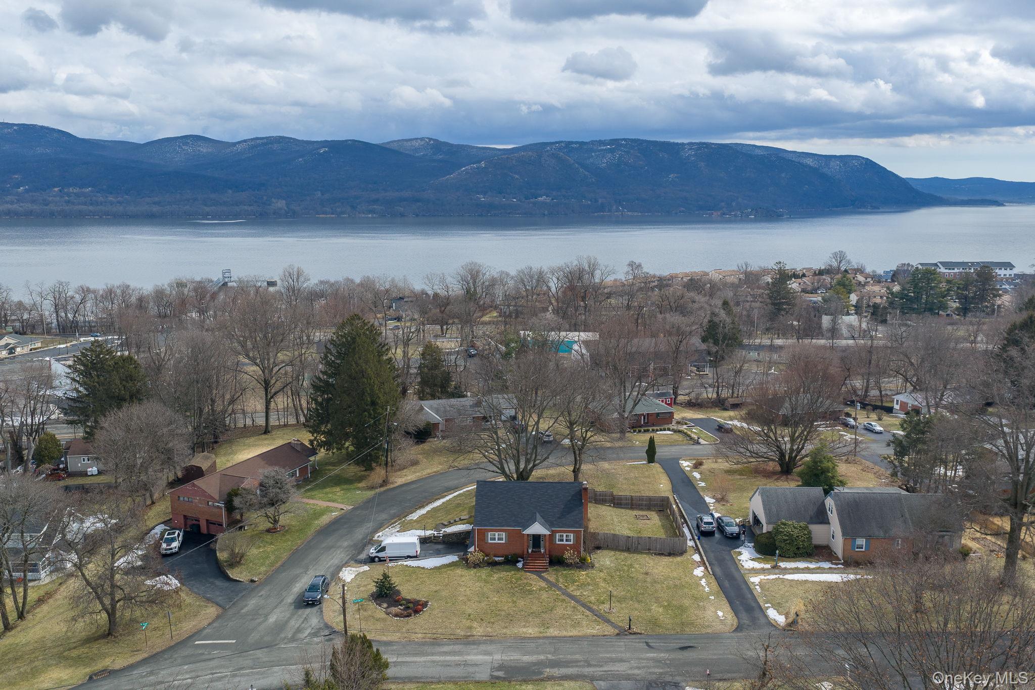 #4 photo, 5 Sunrise Terrace, New Windsor , NY 12553