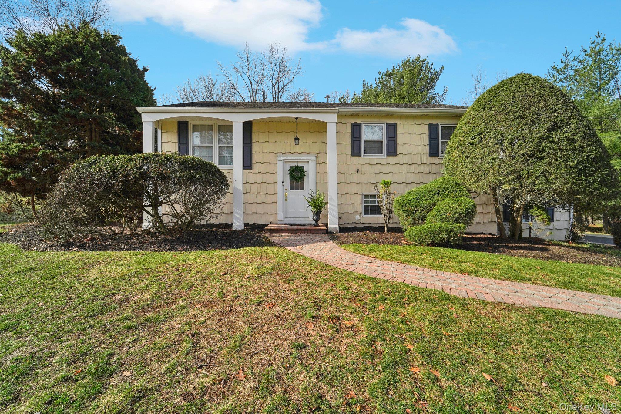 #1 photo, 551 Westfield Drive, Valley Cottage , NY 10989