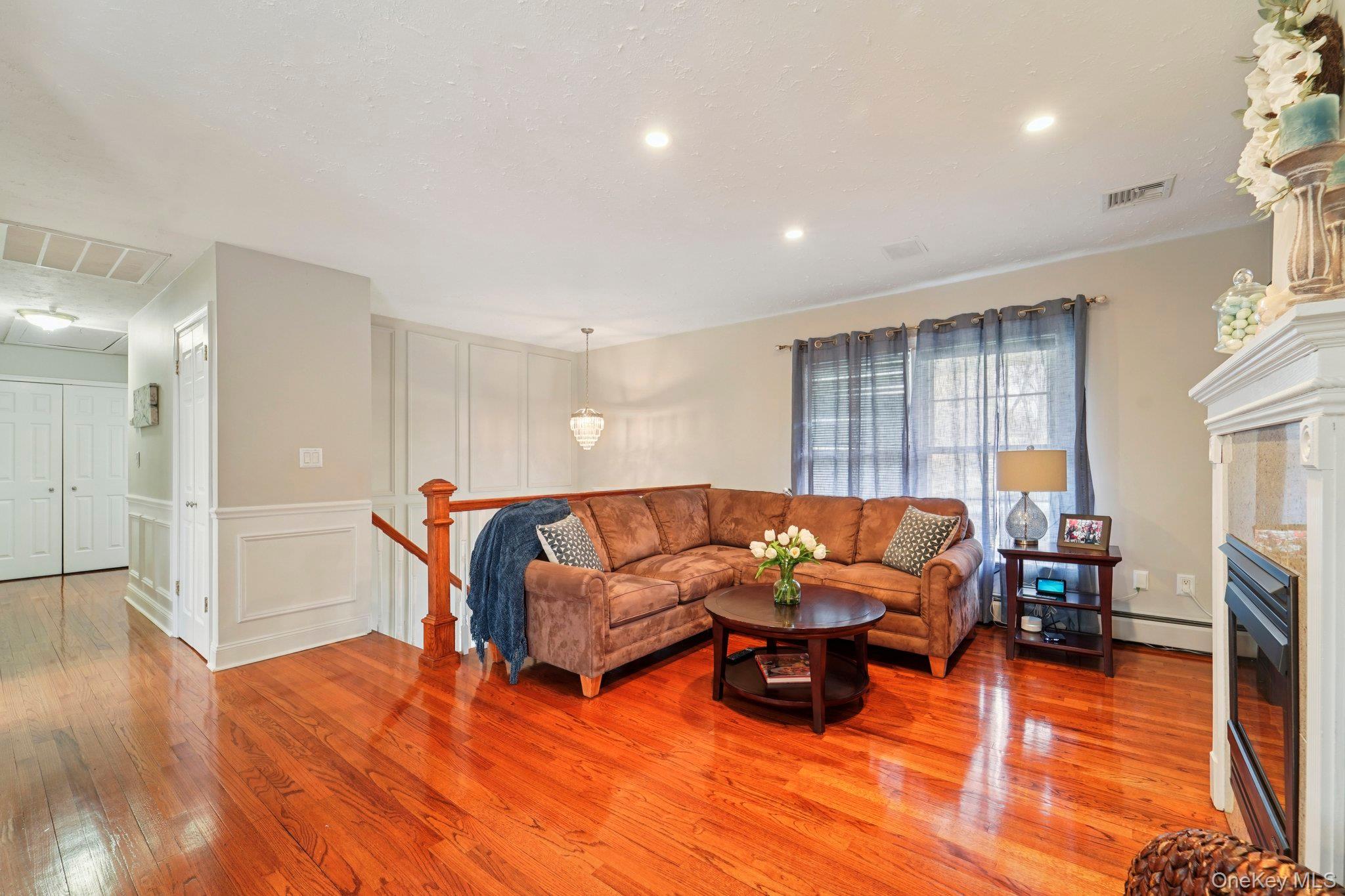 #7 photo, 551 Westfield Drive, Valley Cottage , NY 10989