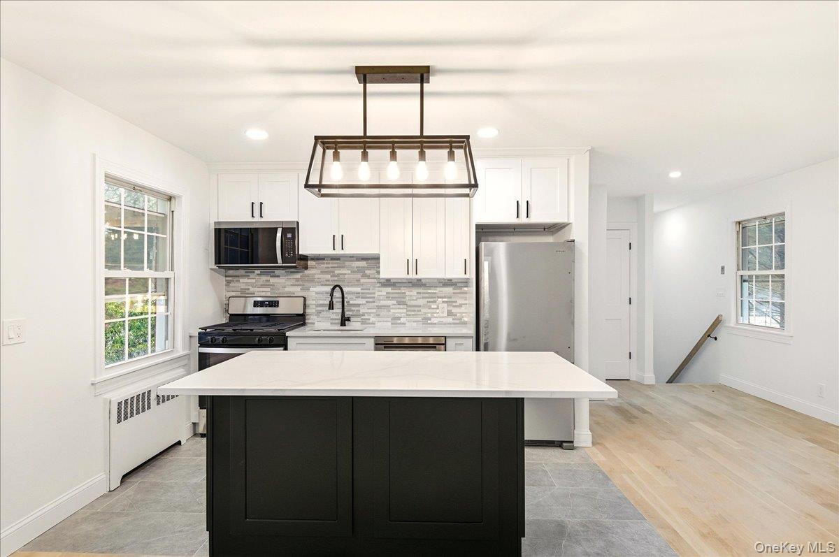 #1 photo, 4 Fieldstone Drive, Hartsdale , NY 10530