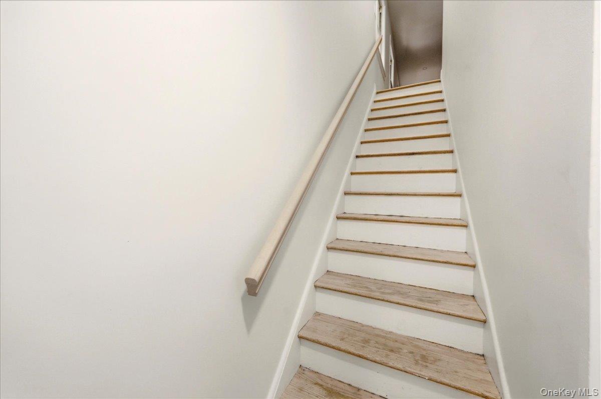 #14 photo, 4 Fieldstone Drive, Hartsdale , NY 10530