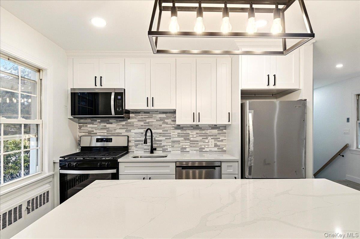 #2 photo, 4 Fieldstone Drive, Hartsdale , NY 10530