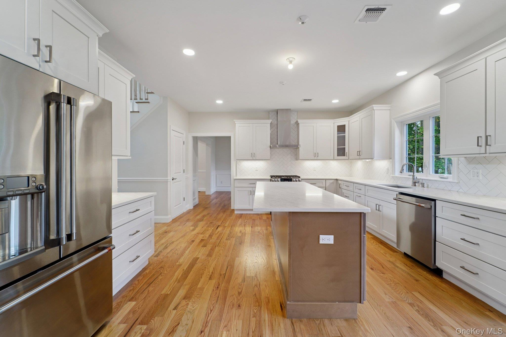 #9 photo, 255 Congers Road, New City , NY 10956