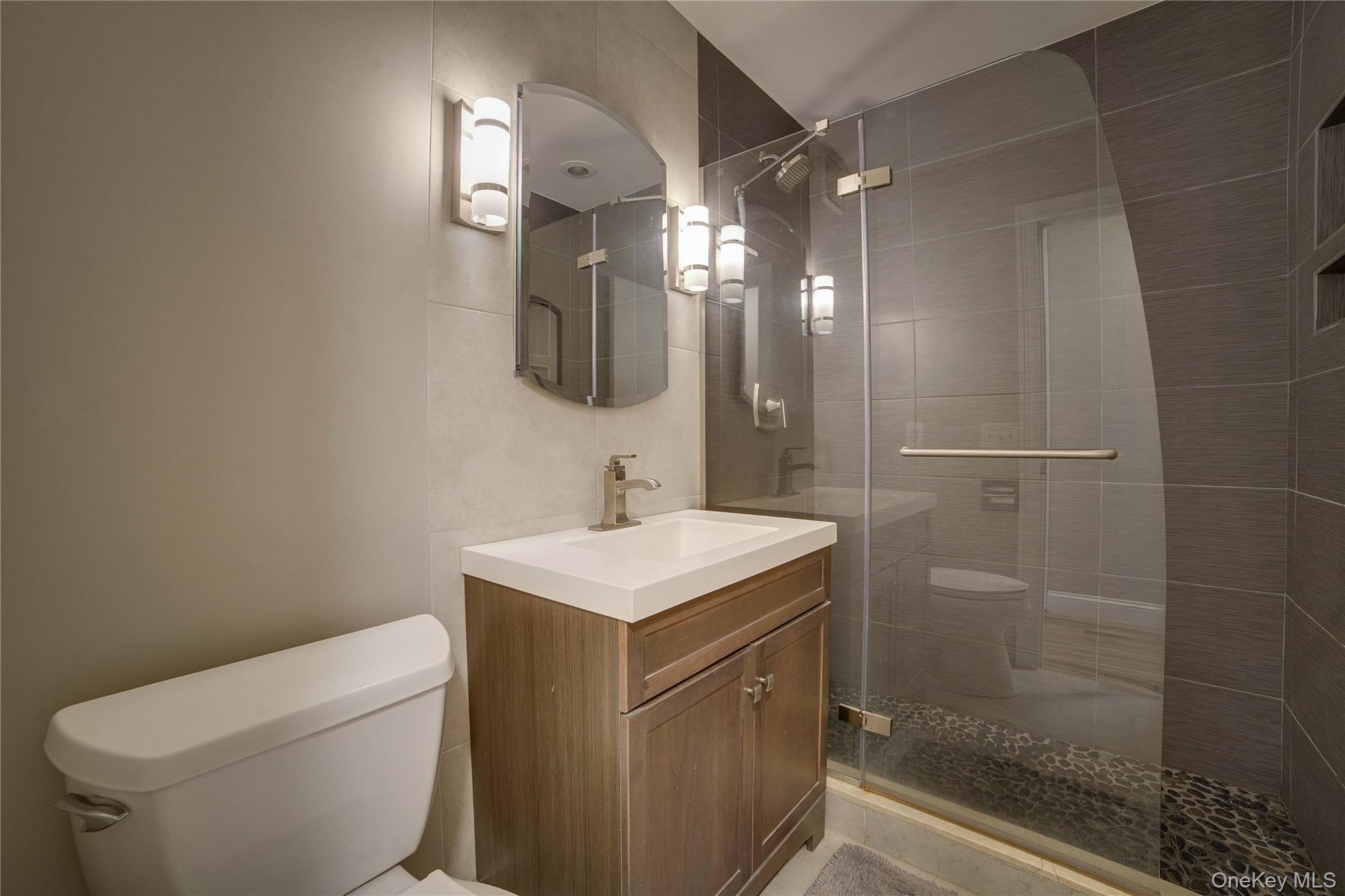 #16 photo, 55 N Broadway, White Plains , NY 10601