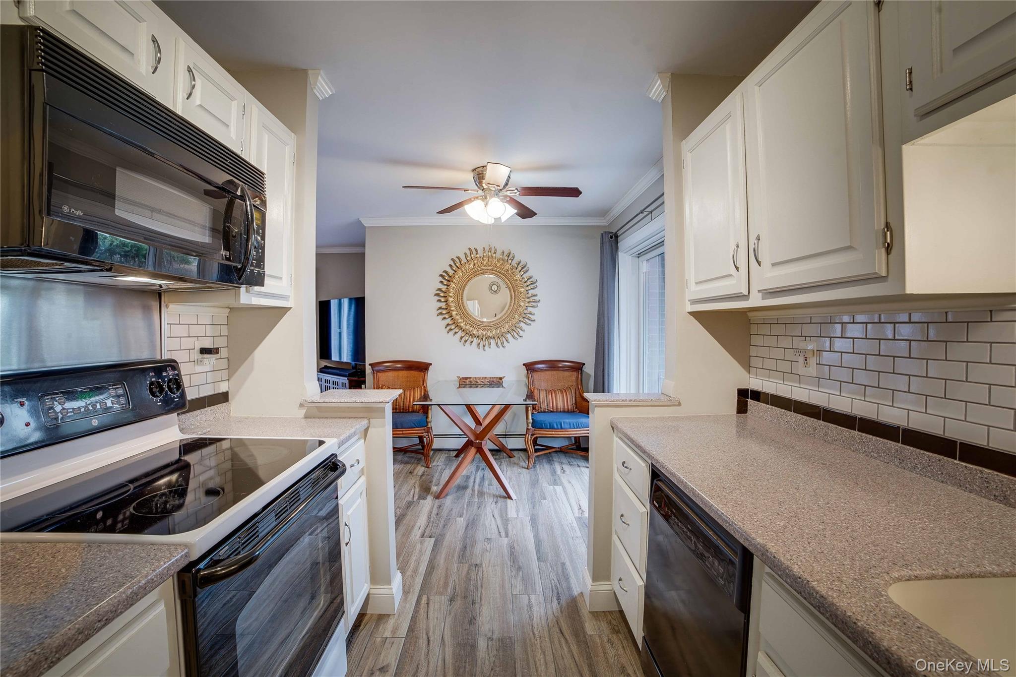 #17 photo, 55 N Broadway, White Plains , NY 10601