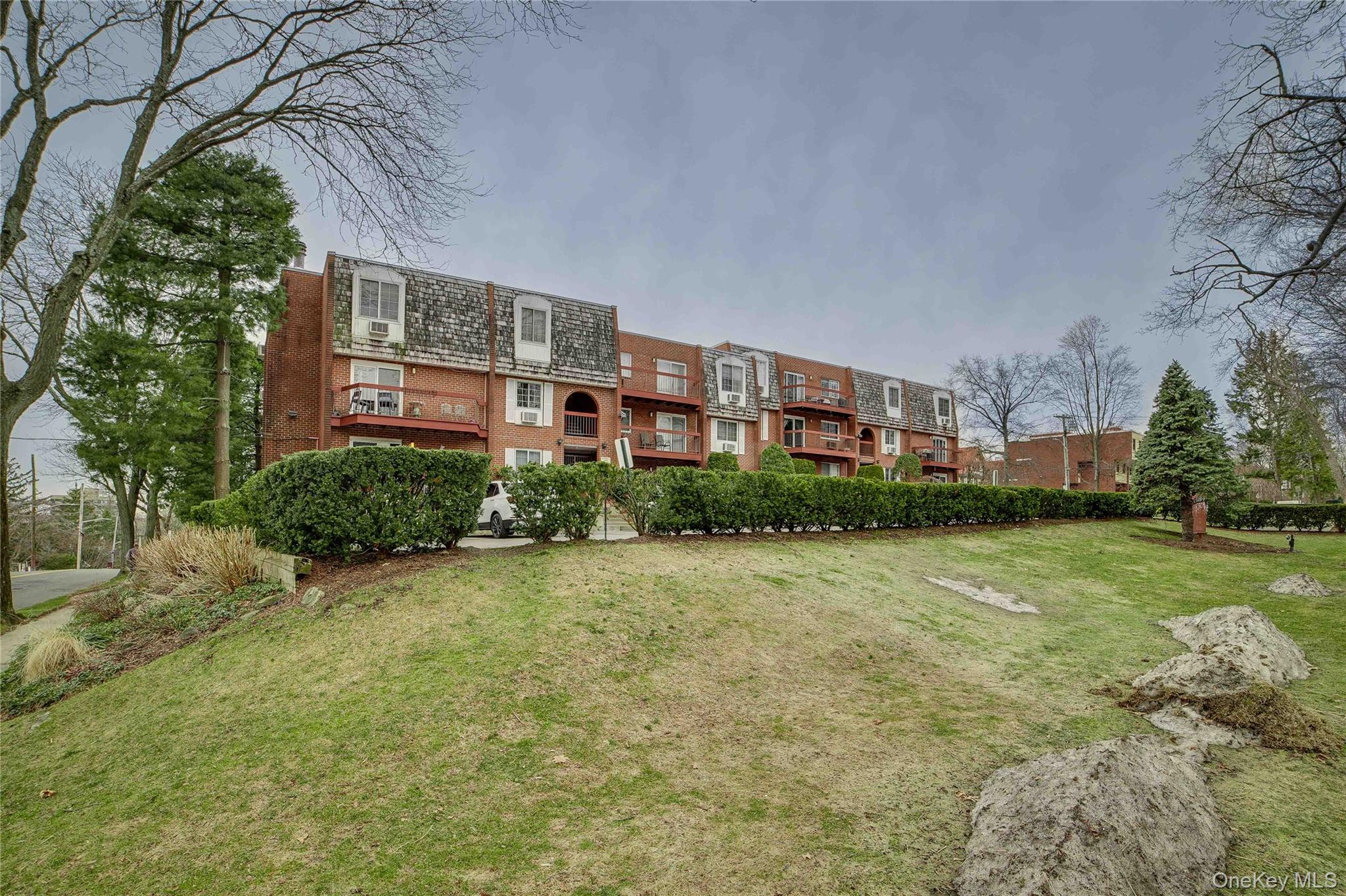 #3 photo, 55 N Broadway, White Plains , NY 10601