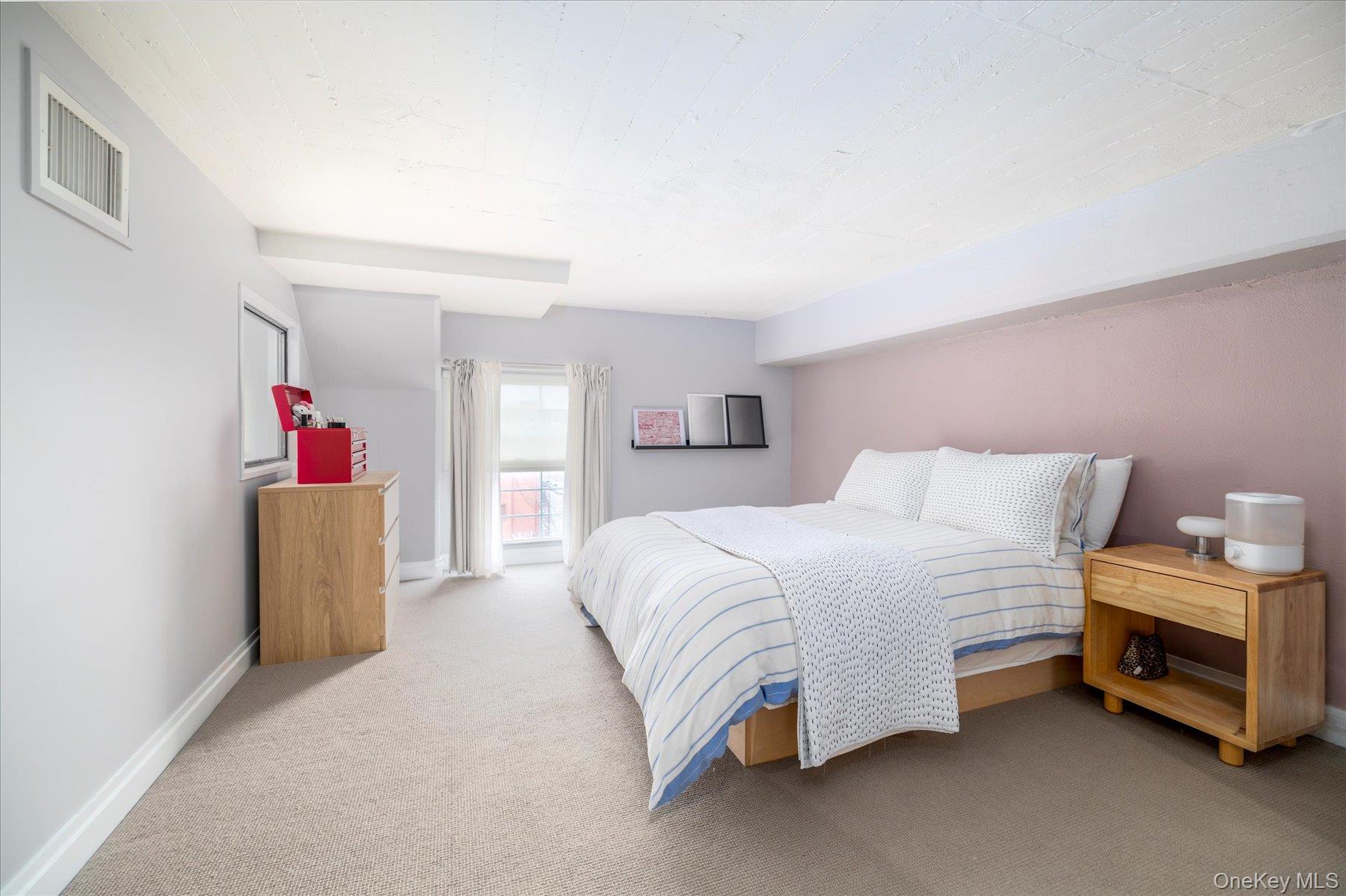 #11 photo, 689 Myrtle Avenue, הברונקס Brooklyn , NY 11205