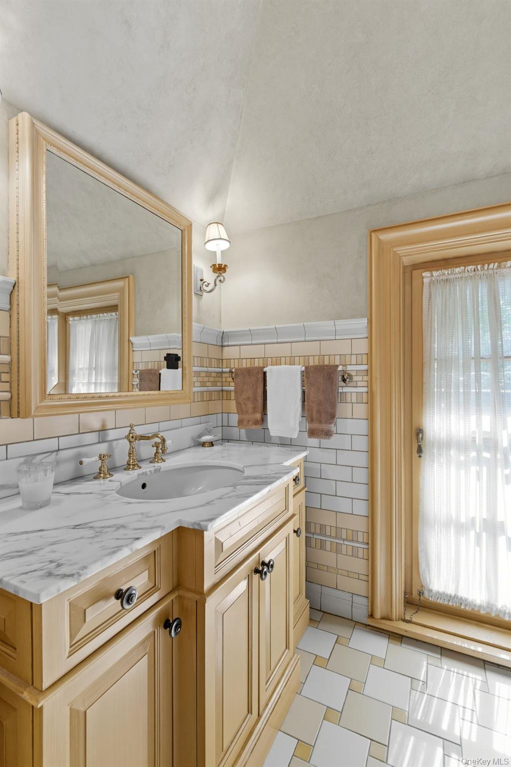 #16 photo, 4 Red Fox Lane, 长岛 Upper Brookville , NY 11545