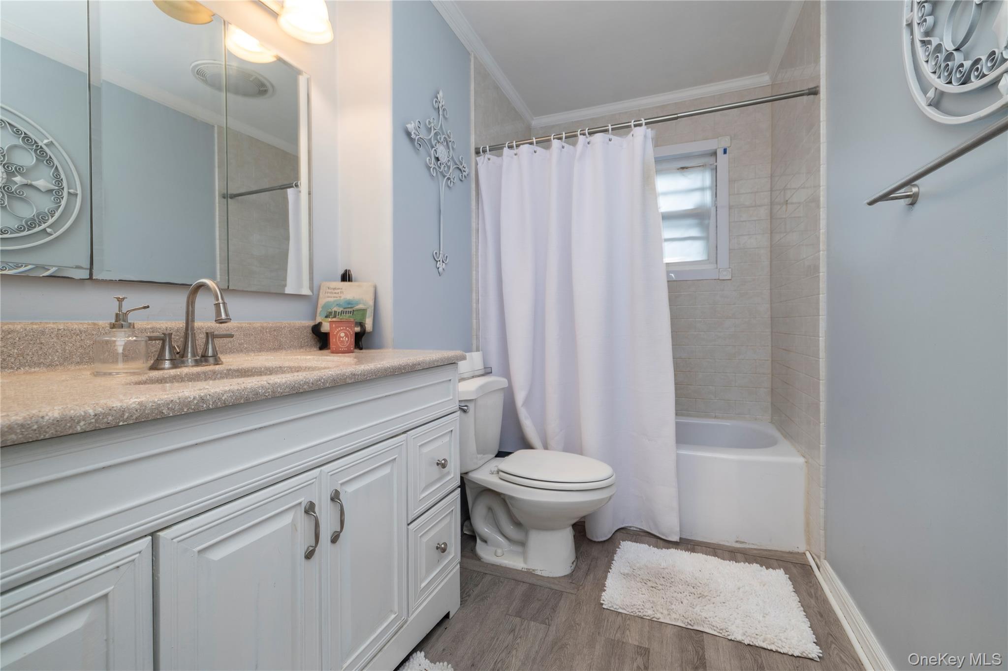 #17 photo, 1 Hillcrest Place, 롱 아일랜드 Locust Valley , NY 11560