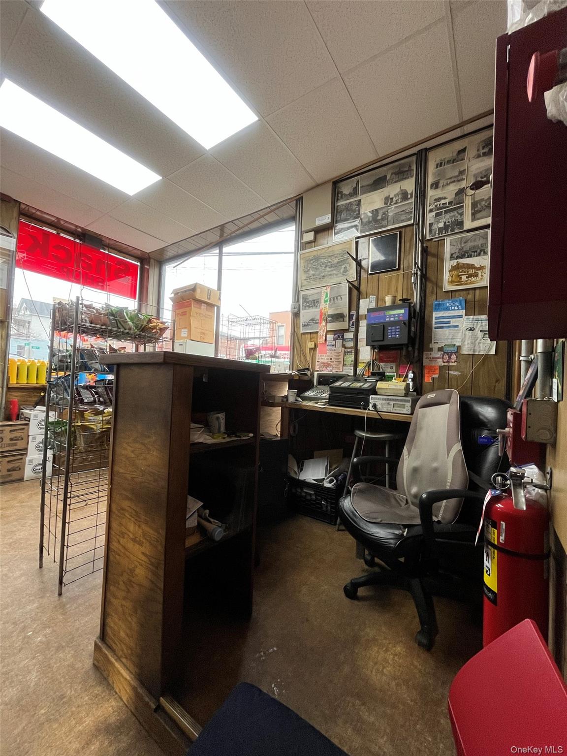 #8 photo, 126-06 15 Avenue, קווינס College Point , NY 11356