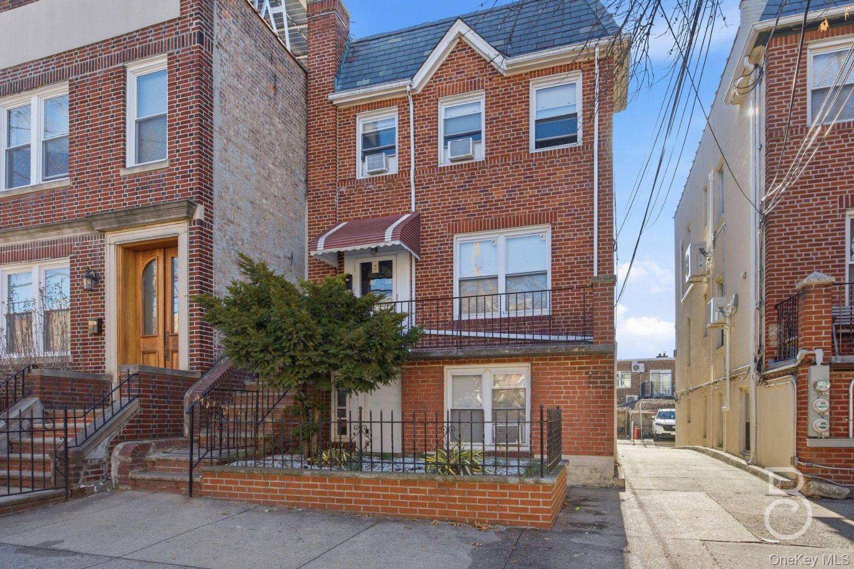 #1 photo, 25-49 42nd Street, 皇后區 Astoria , NY 11103