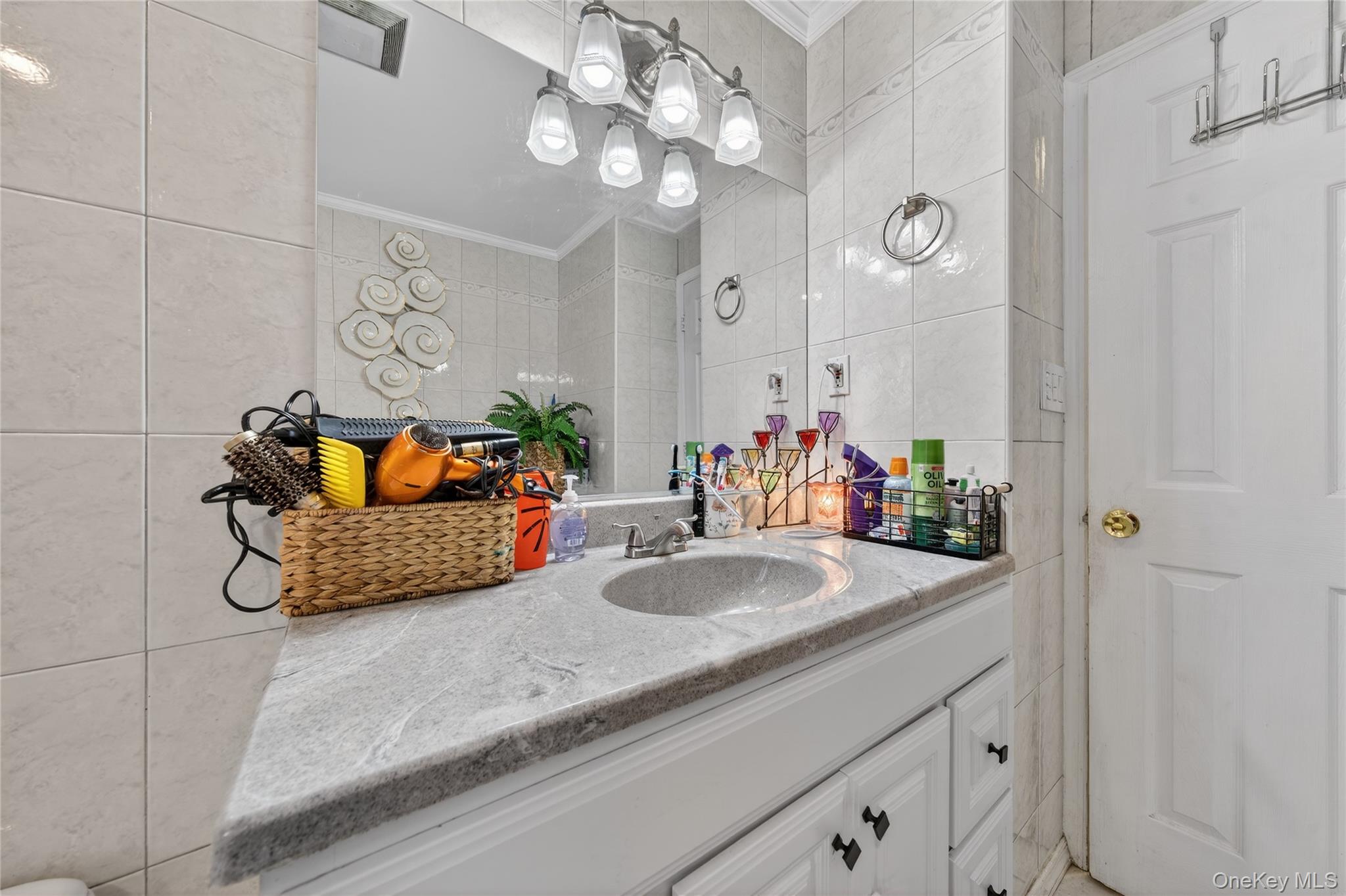 #16 photo, 650 Northern Parkway, 長島 Uniondale , NY 11553