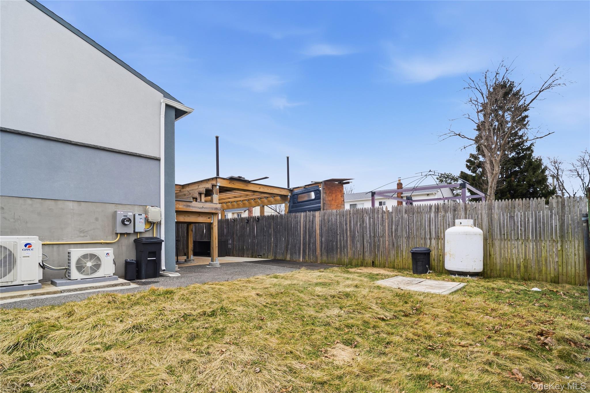 #15 photo, 568 Centerwood Street, 东长岛 West Babylon , NY 11704