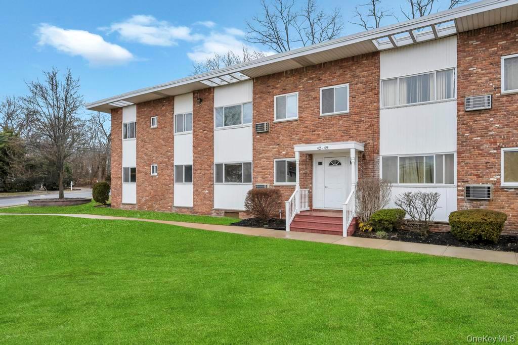 #20 photo, 355 Route 111, सफ़ोक काउंटी Smithtown , NY 11787