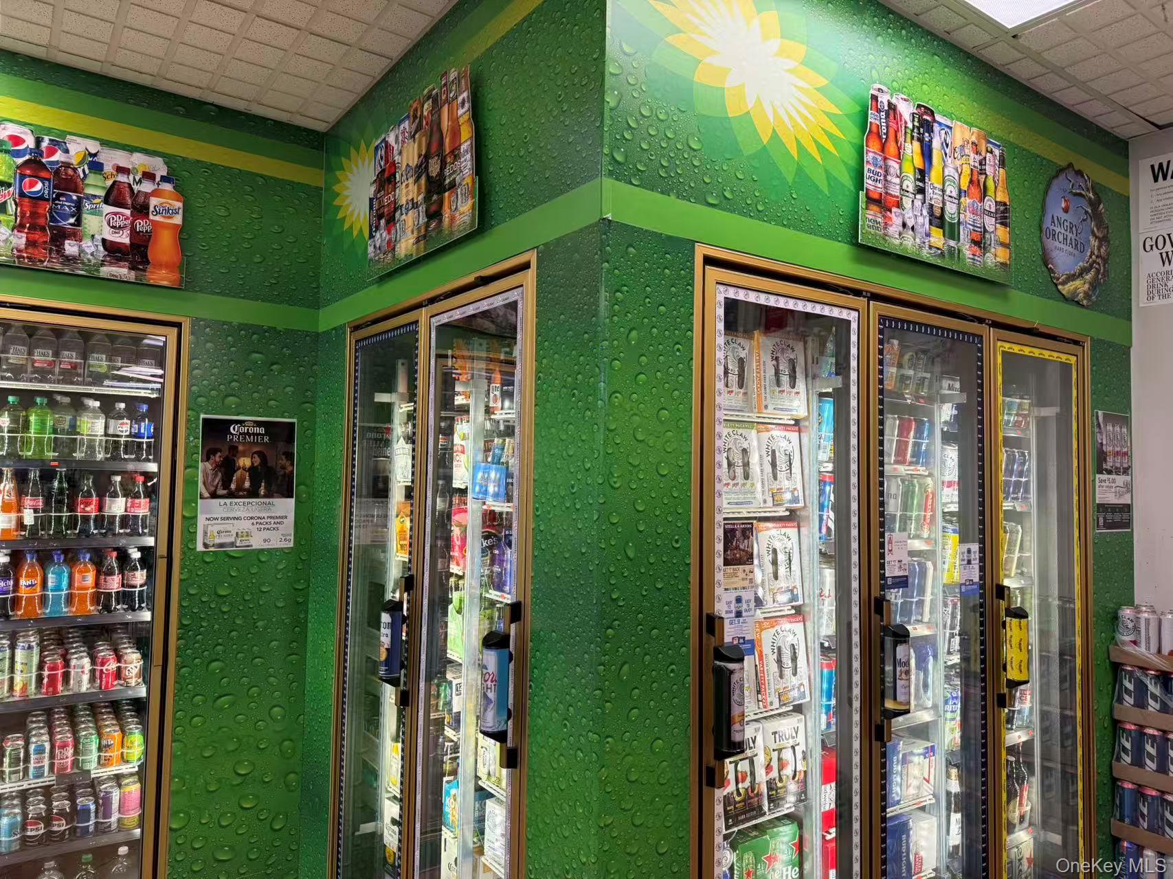 #9 photo, 367 Sunrise Highway, מחוז סאפוק West Babylon , NY 11704