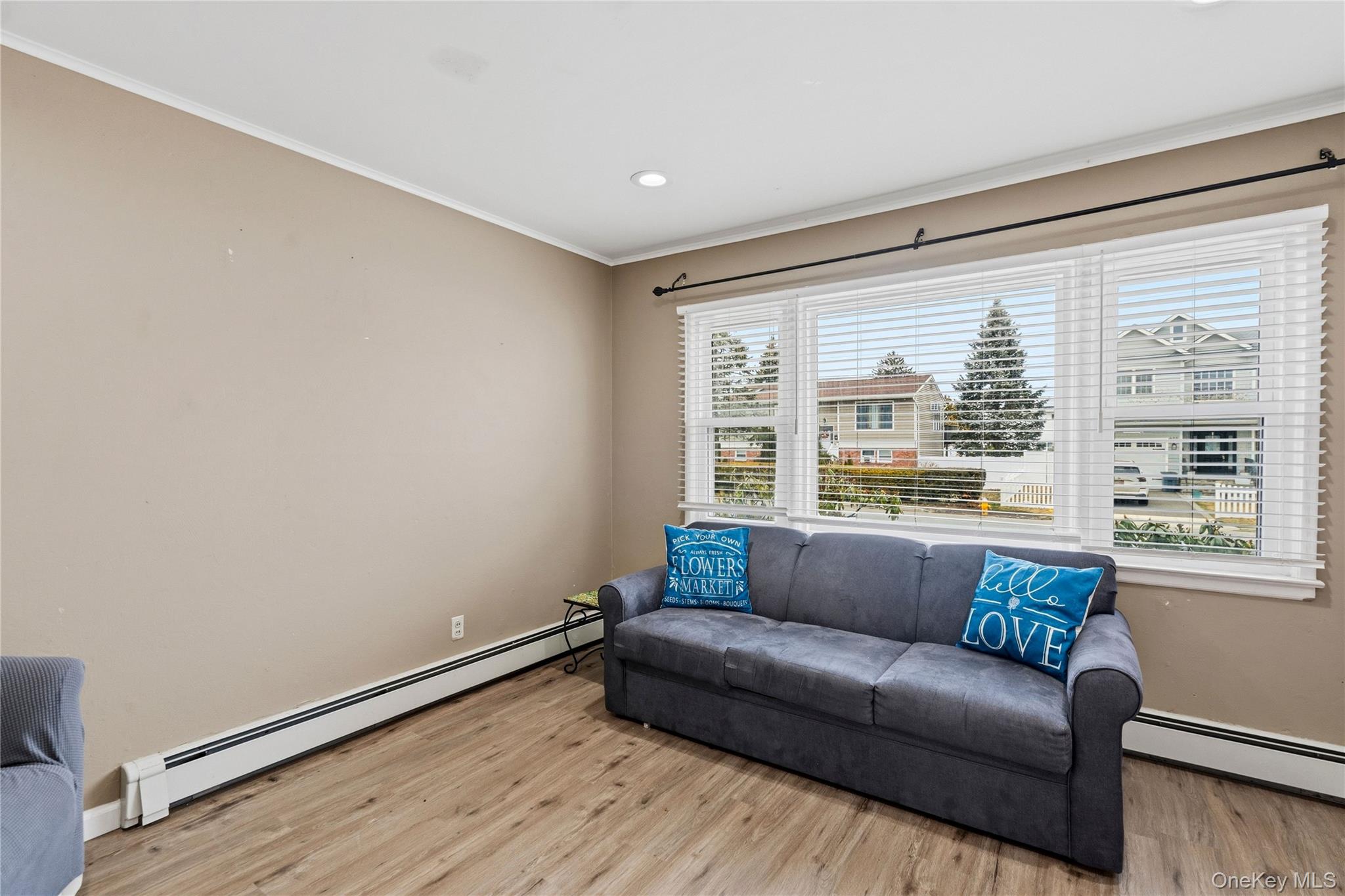 #4 photo, 299 28th Street, 東長島 Copiague , NY 11726