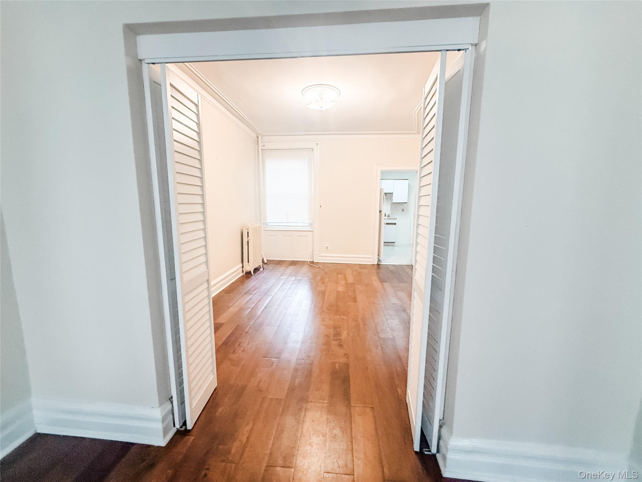 #16 photo, 22-14 120th Street, 皇后區 College Point , NY 11356