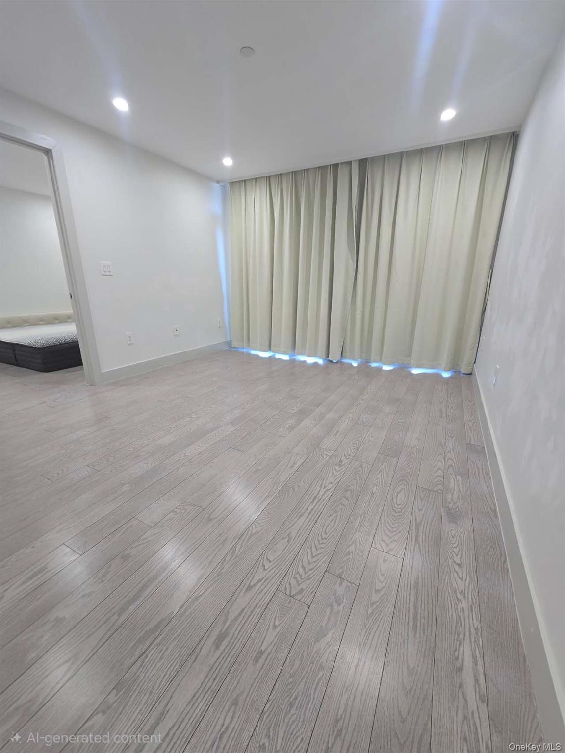 #7 photo, 41-62 Bowne Street, Flushing , NY 11355